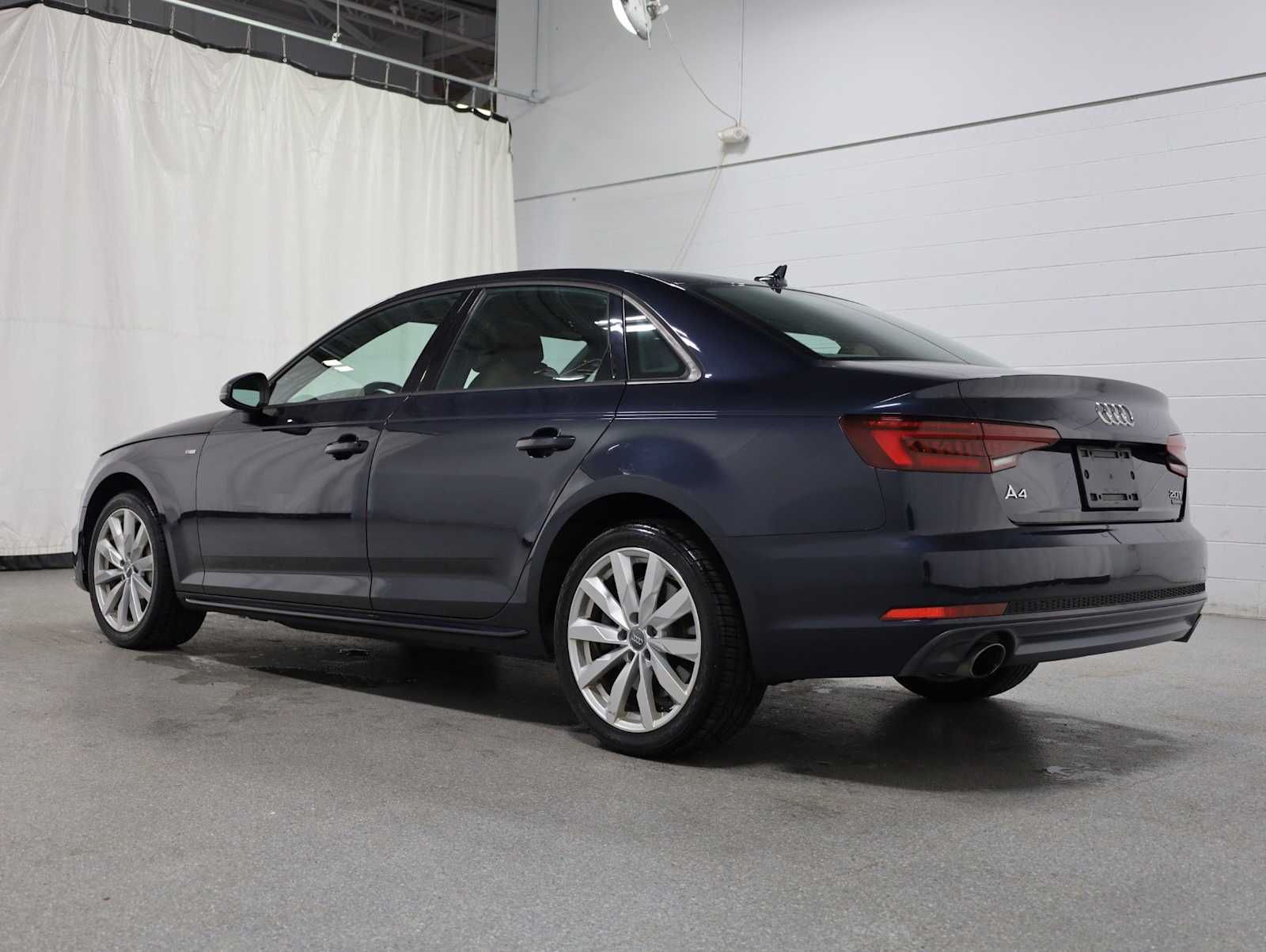 Thumbnail: 2018 Audi A4 - 3