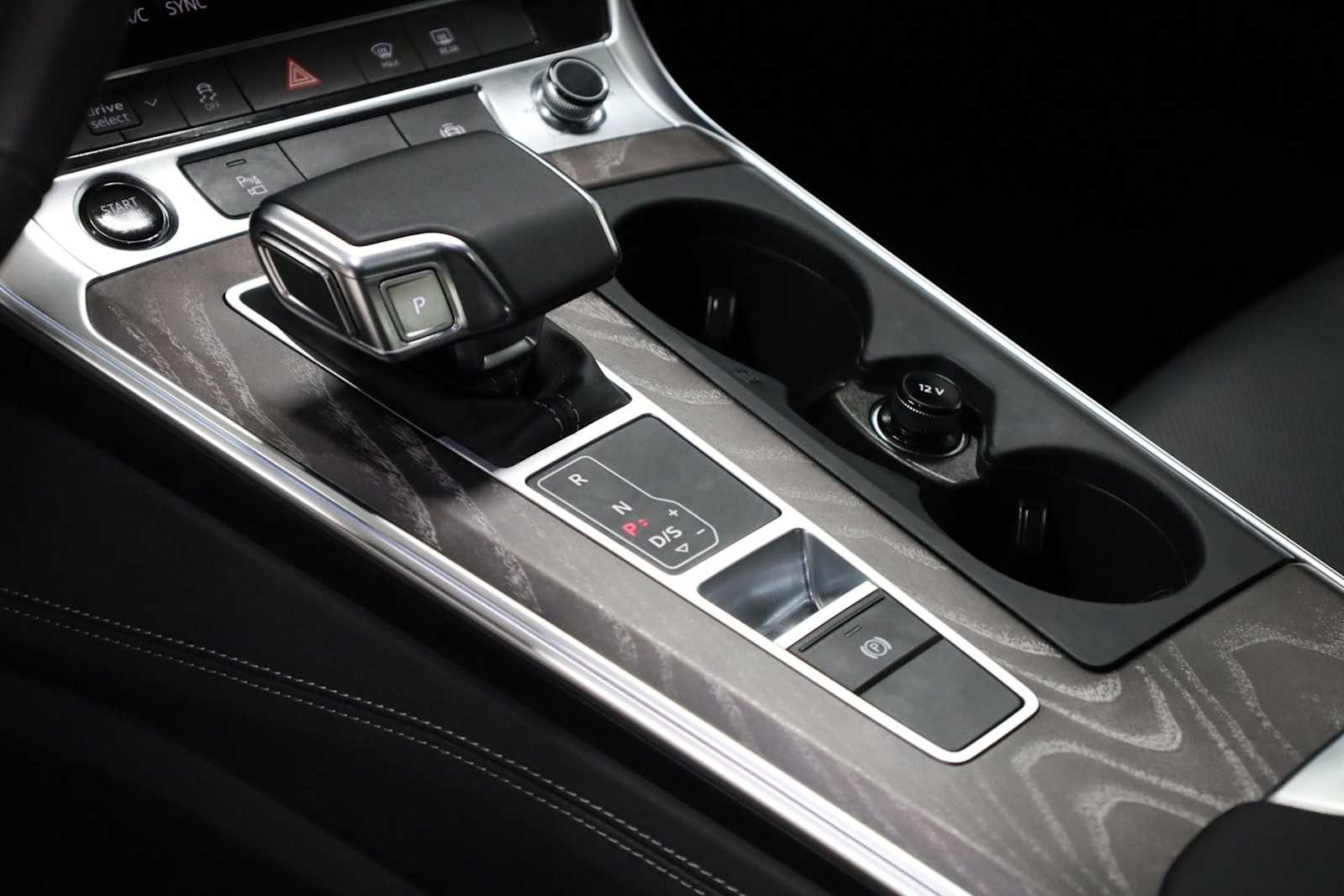 Thumbnail: 2025 Audi A6 - 27