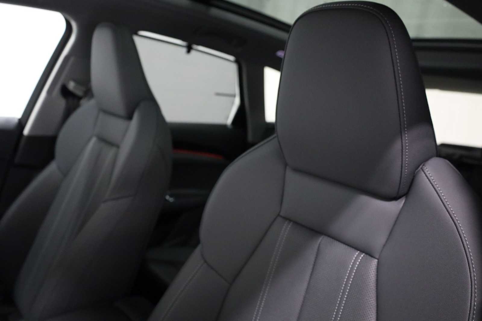 Thumbnail: 2025 Audi Q5 - 18