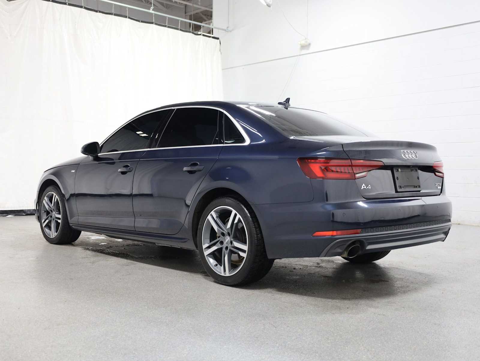 Thumbnail: 2018 Audi A4 - 3