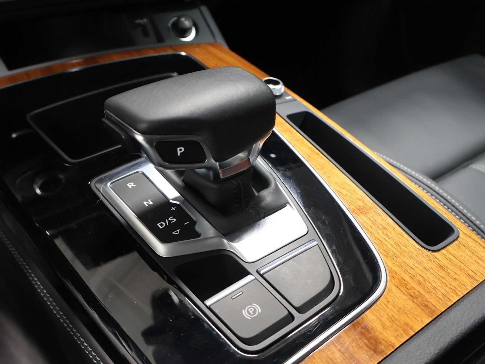 Thumbnail: 2023 Audi Q5 - 27