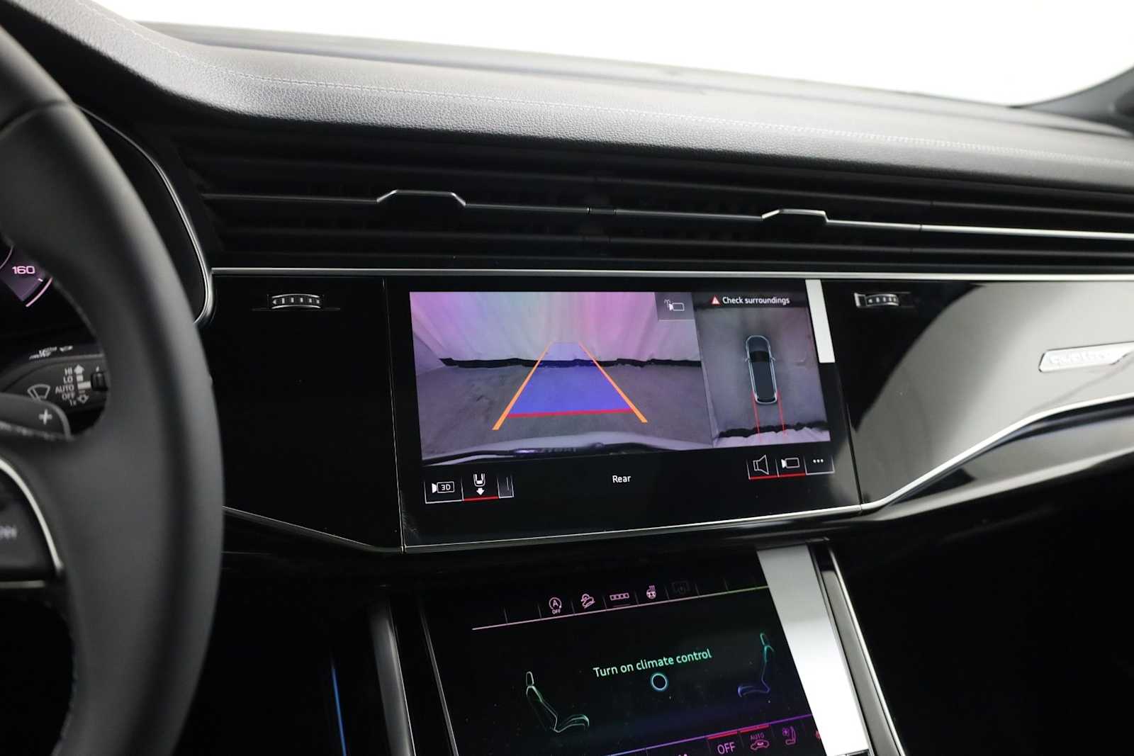 Thumbnail: 2026 Audi Q7 - 32