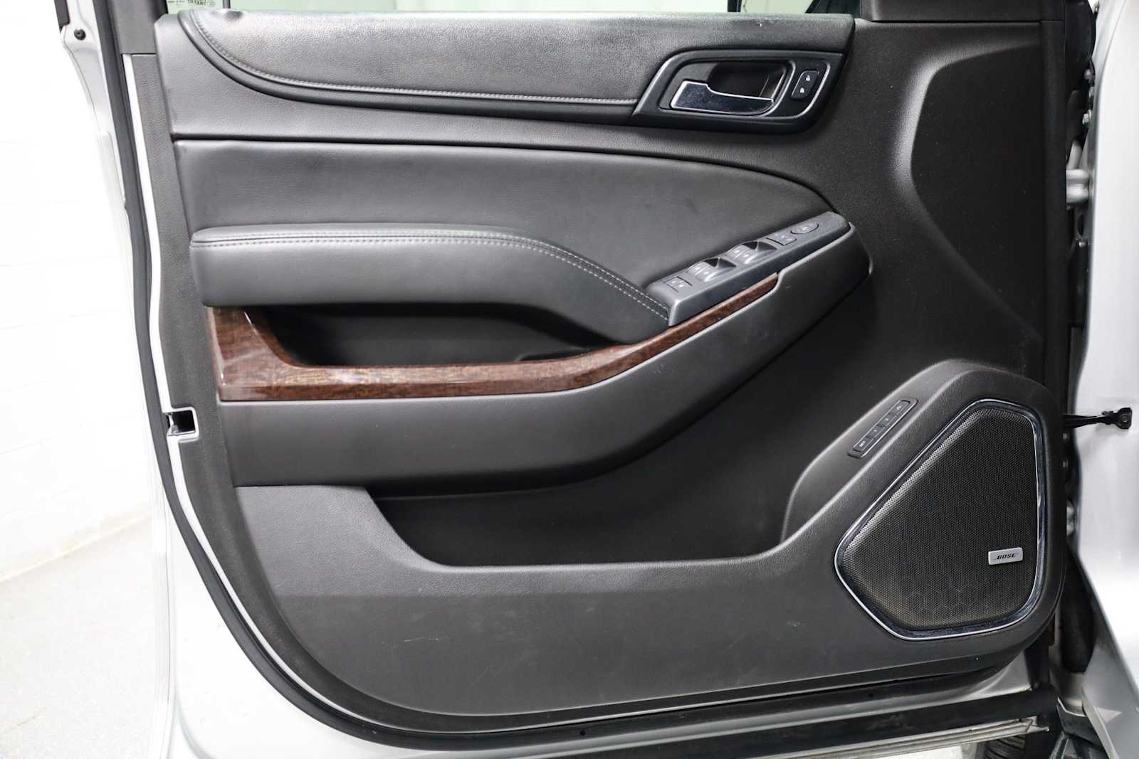 Thumbnail: 2017 GMC Yukon - 16