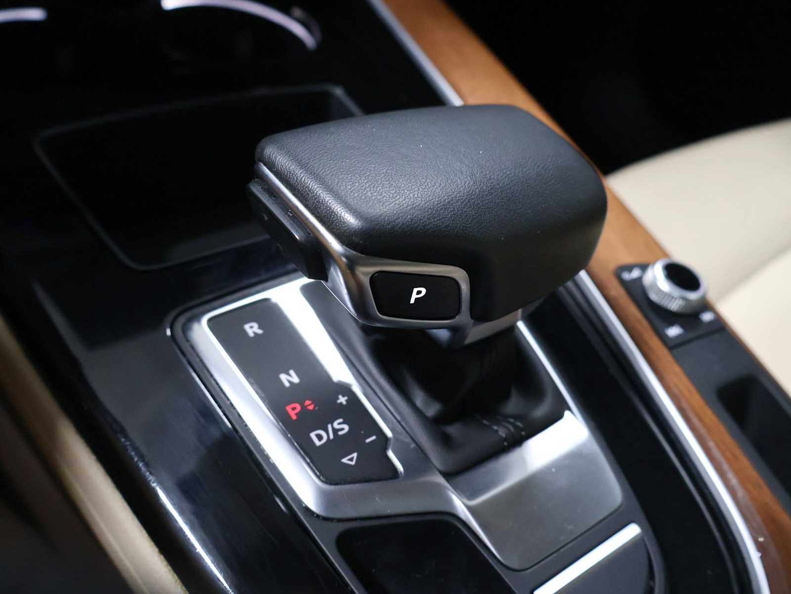 Thumbnail: 2023 Audi A4 - 25