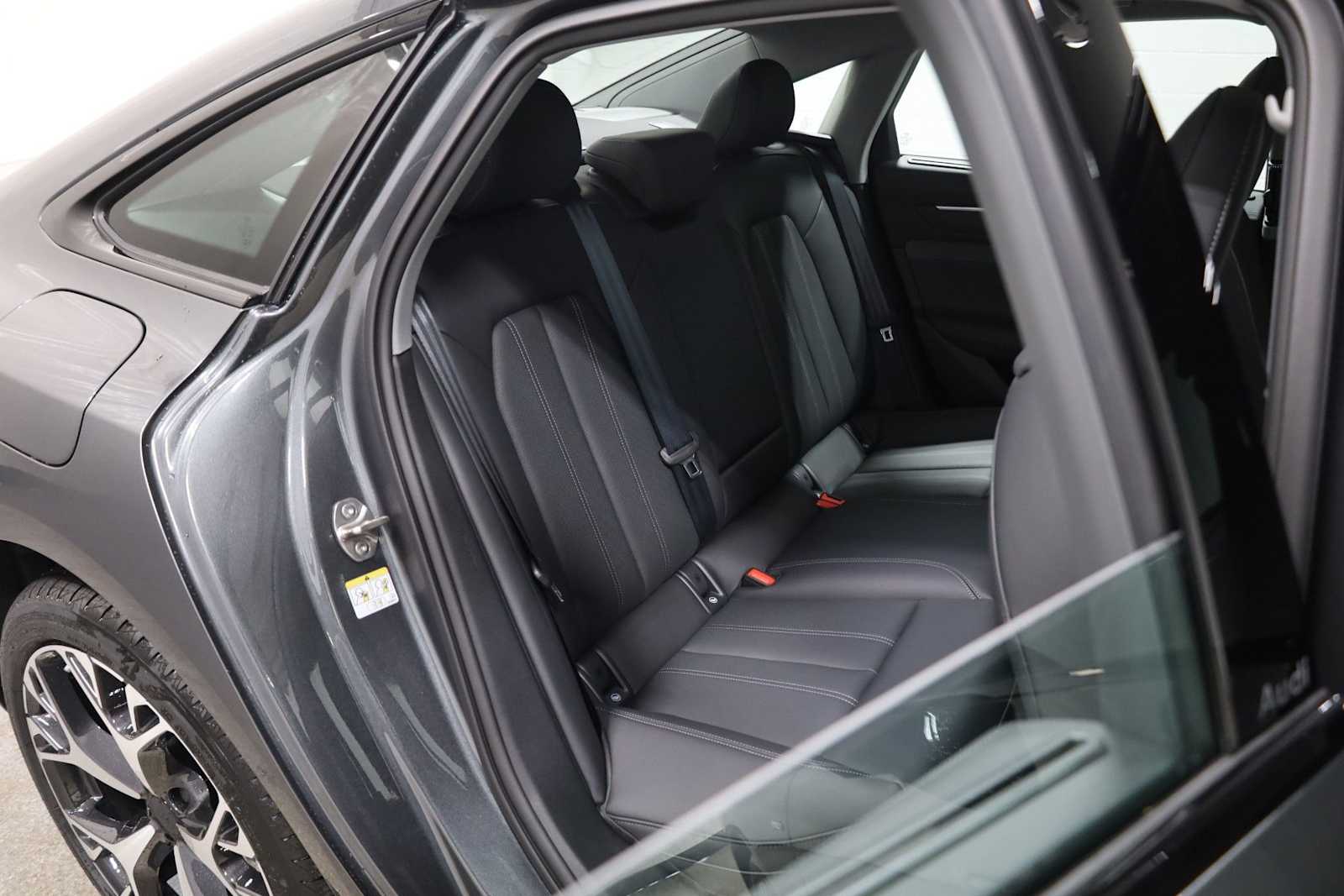 Thumbnail: 2026 Audi A6 - 35