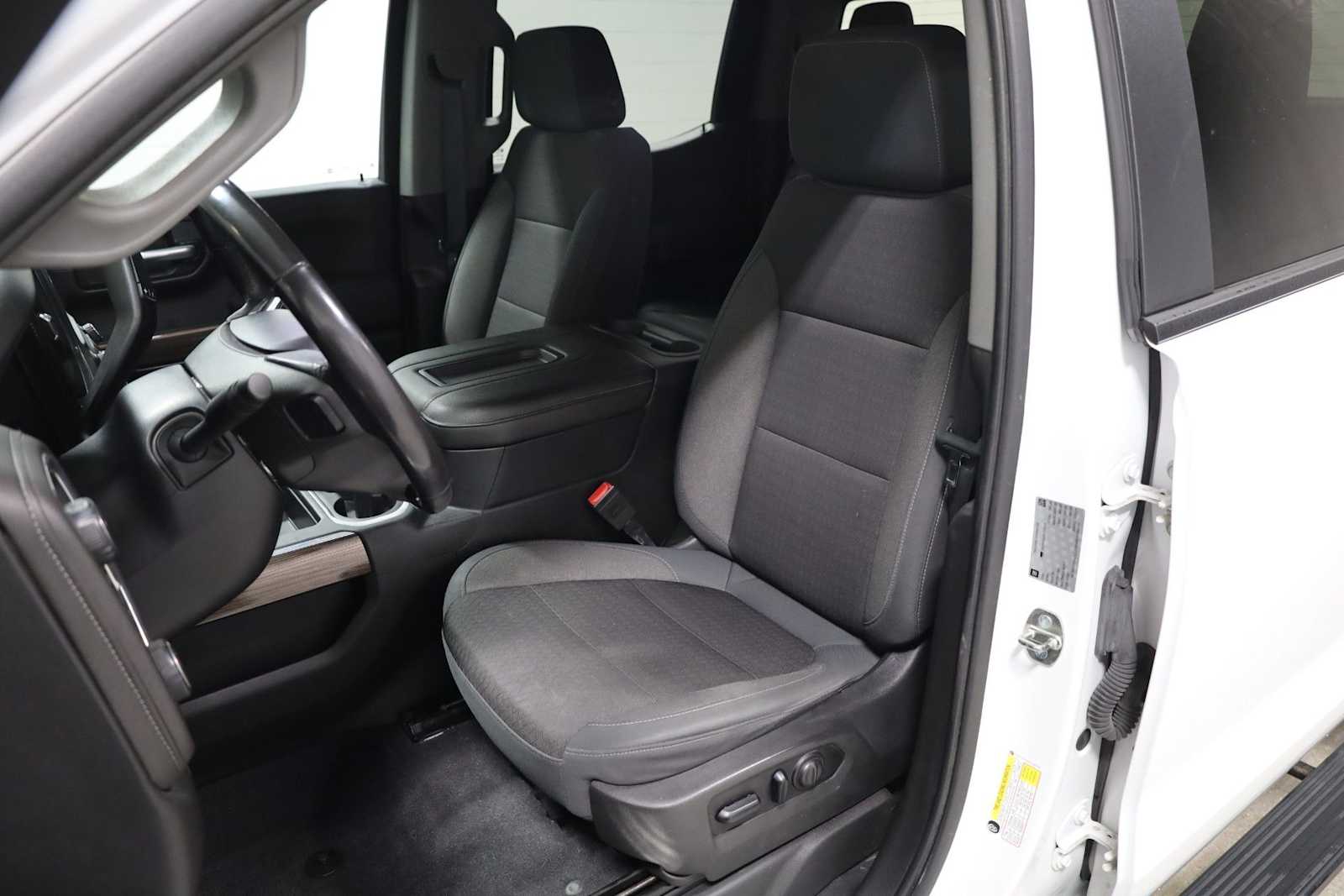 Thumbnail: 2019 Chevrolet Silverado 1500 - 5