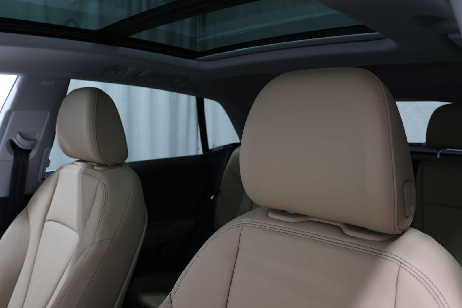 Thumbnail: 2025 Audi Q8 - 17