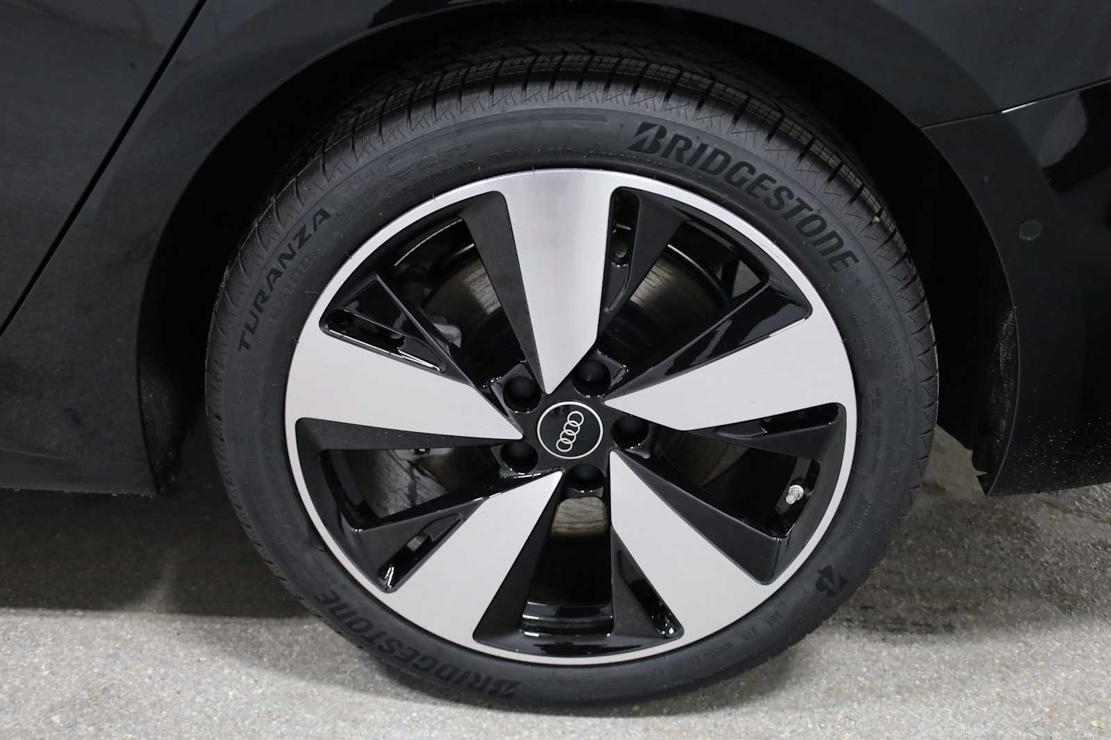 Thumbnail: 2025 Audi A5 - 37