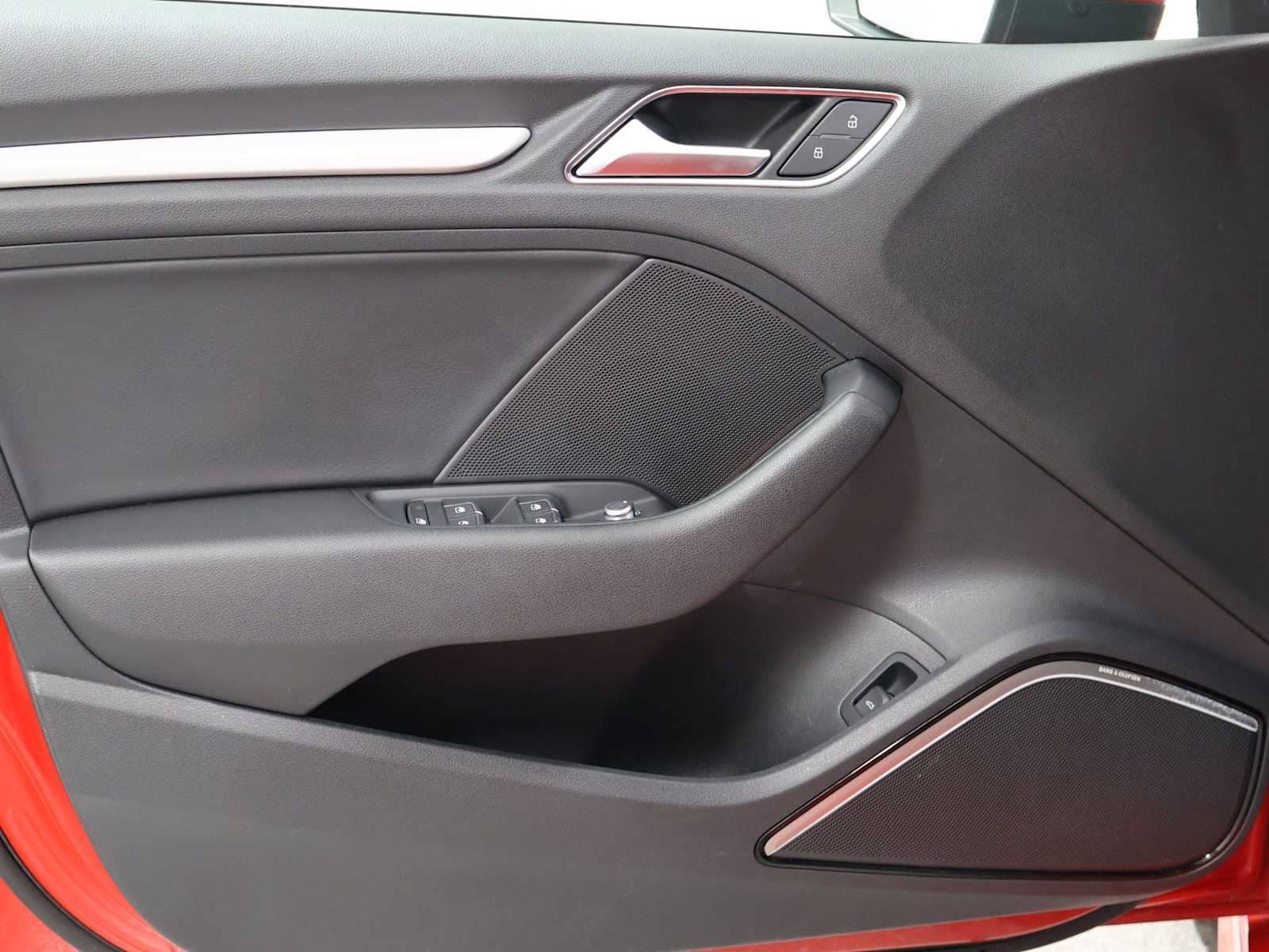 Thumbnail: 2018 Audi S3 - 16