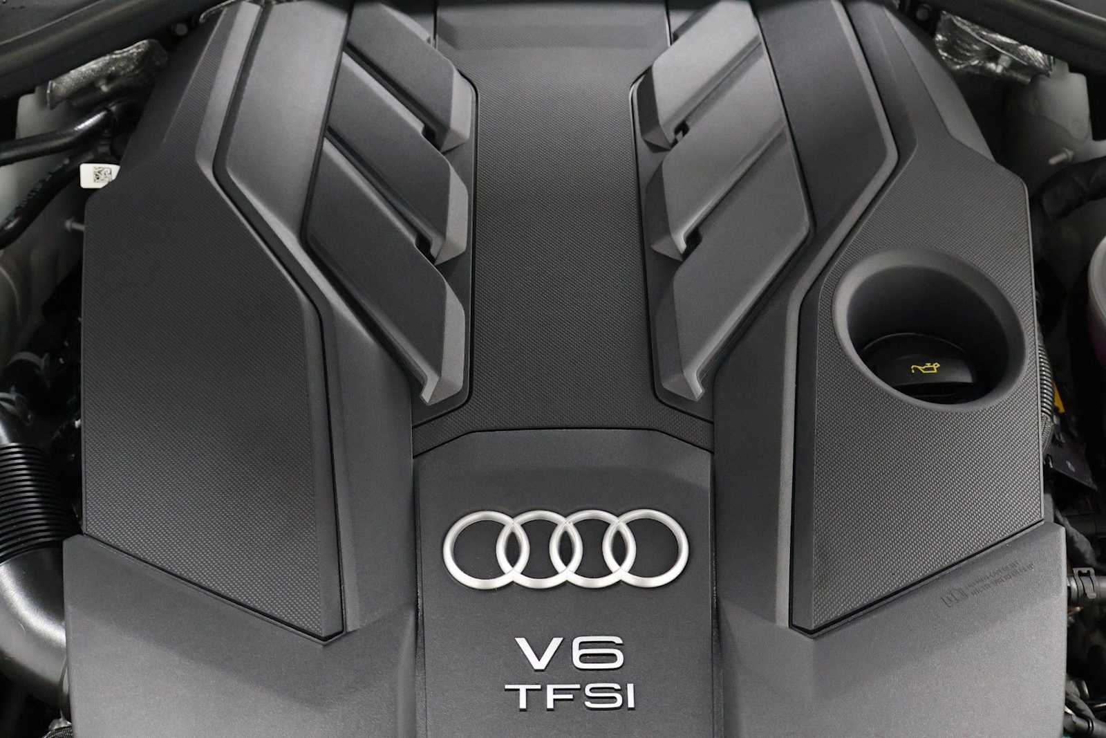 Thumbnail: 2025 Audi A8 - 40