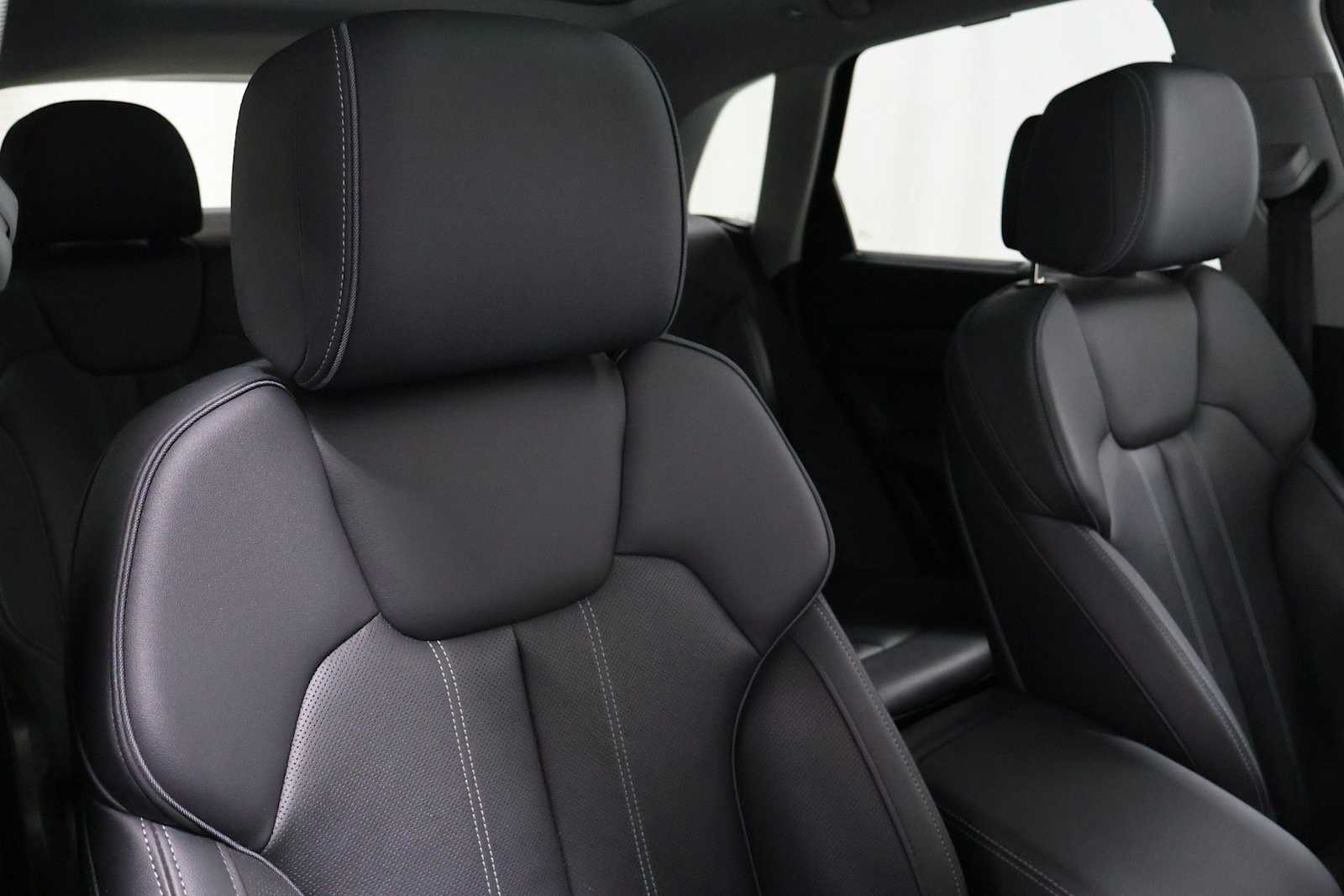 Thumbnail: 2023 Audi Q5 - 21
