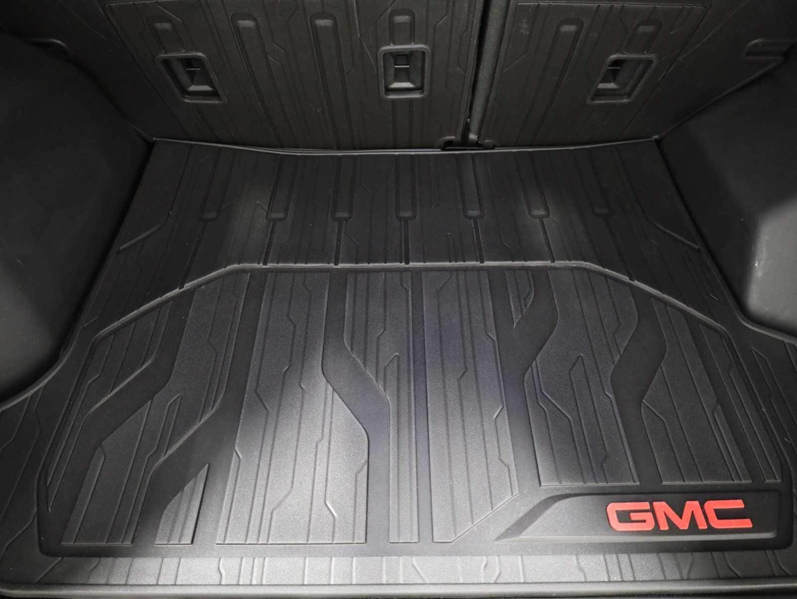 Thumbnail: 2021 GMC Terrain - 38