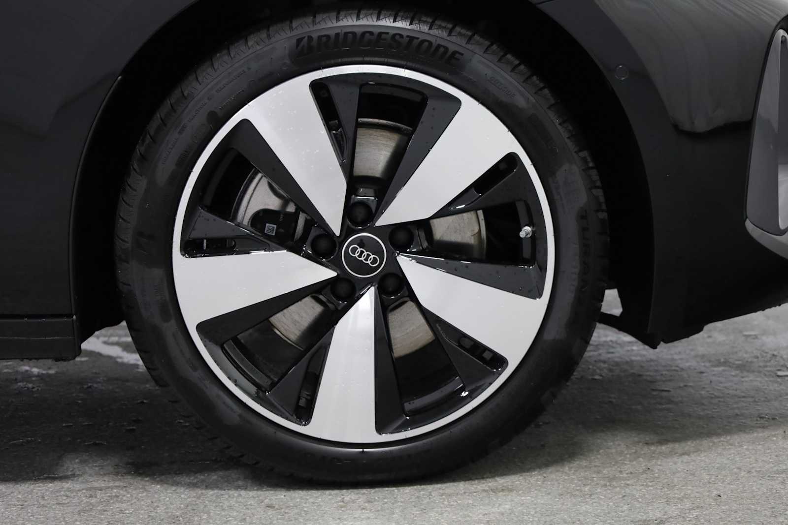 Thumbnail: 2025 Audi A5 - 12