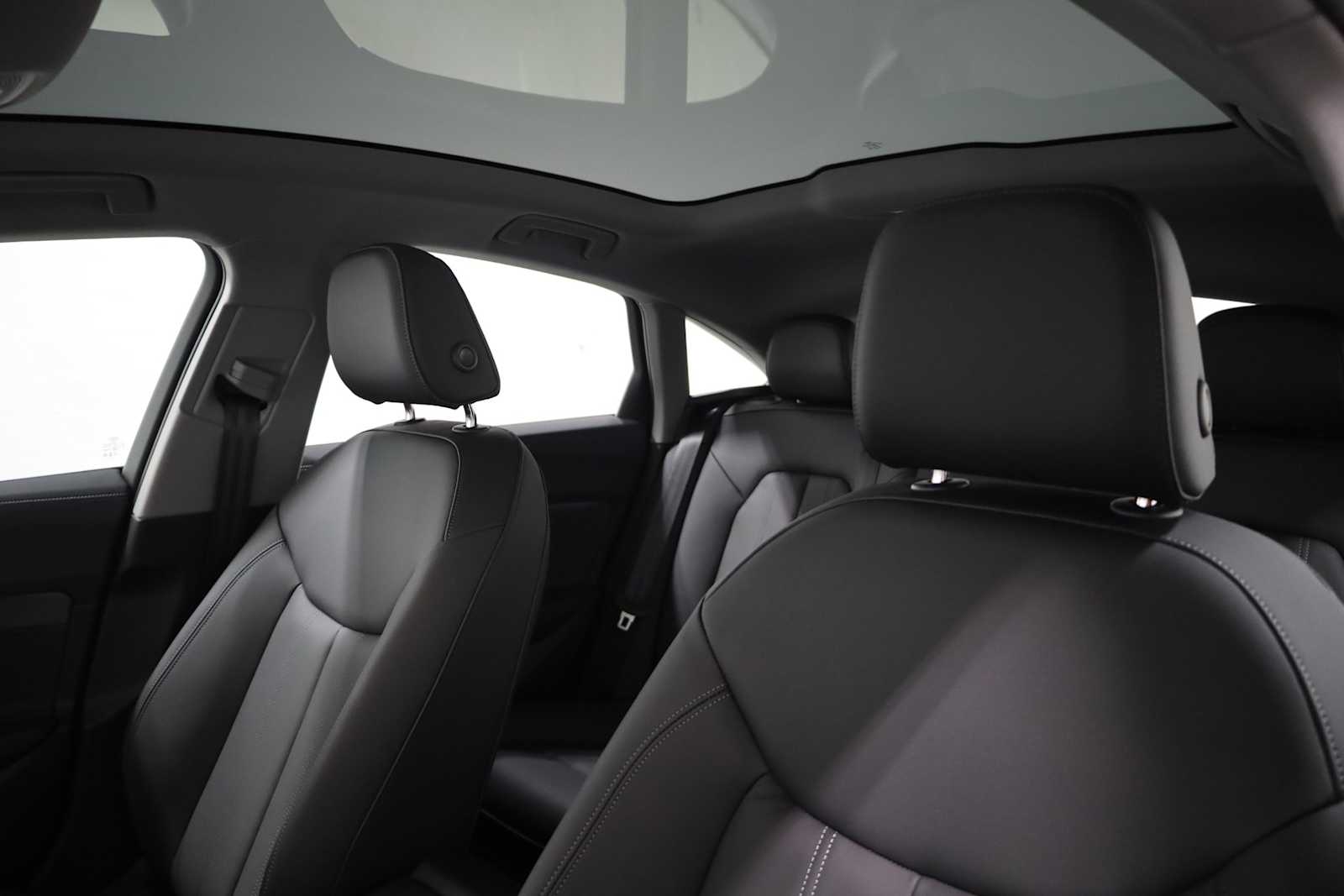 Thumbnail: 2025 Audi A5 - 18