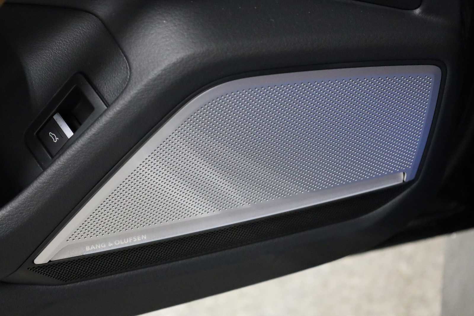 Thumbnail: 2026 Audi RS 6 - 17