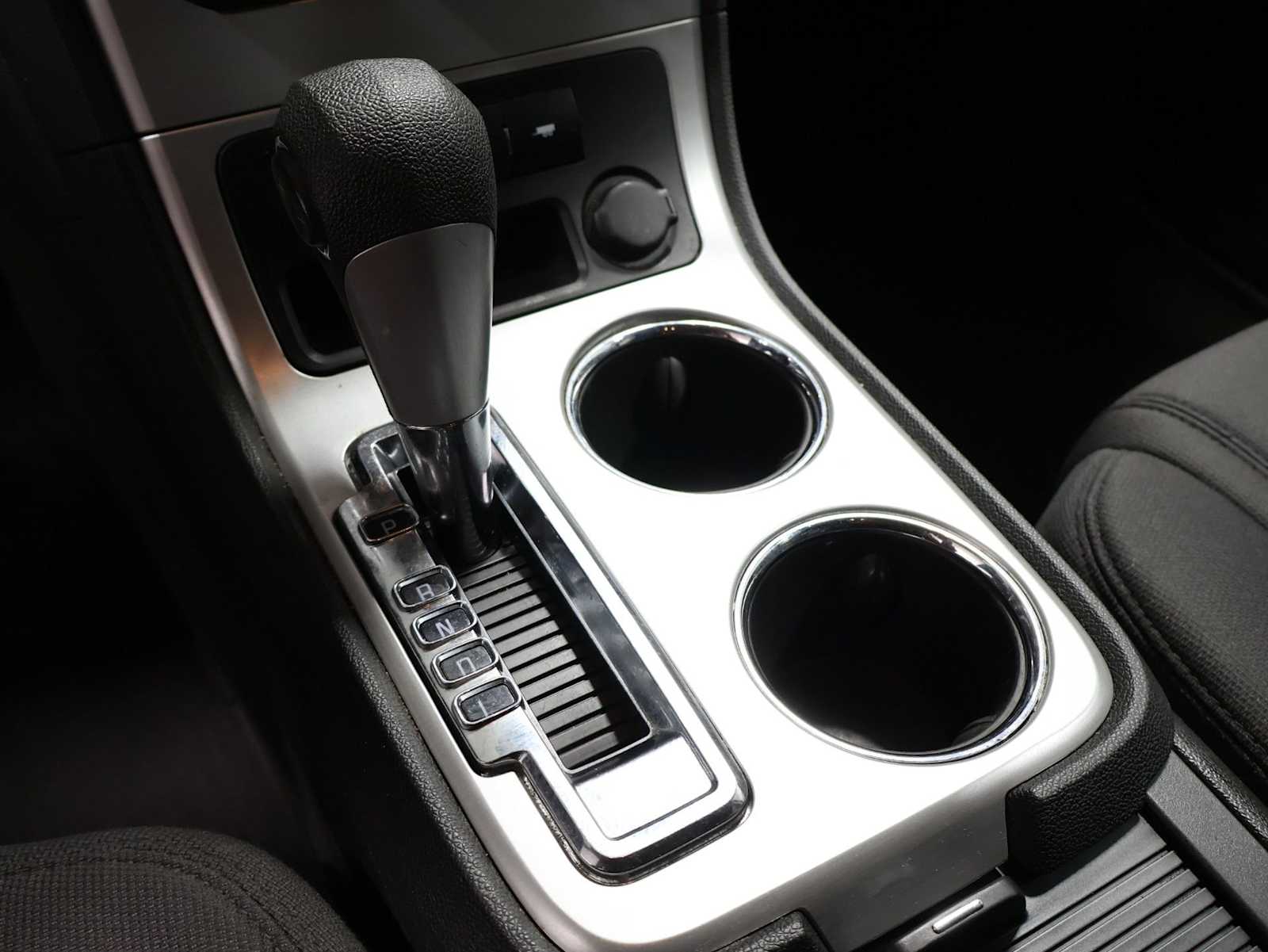 Thumbnail: 2012 GMC Acadia - 25