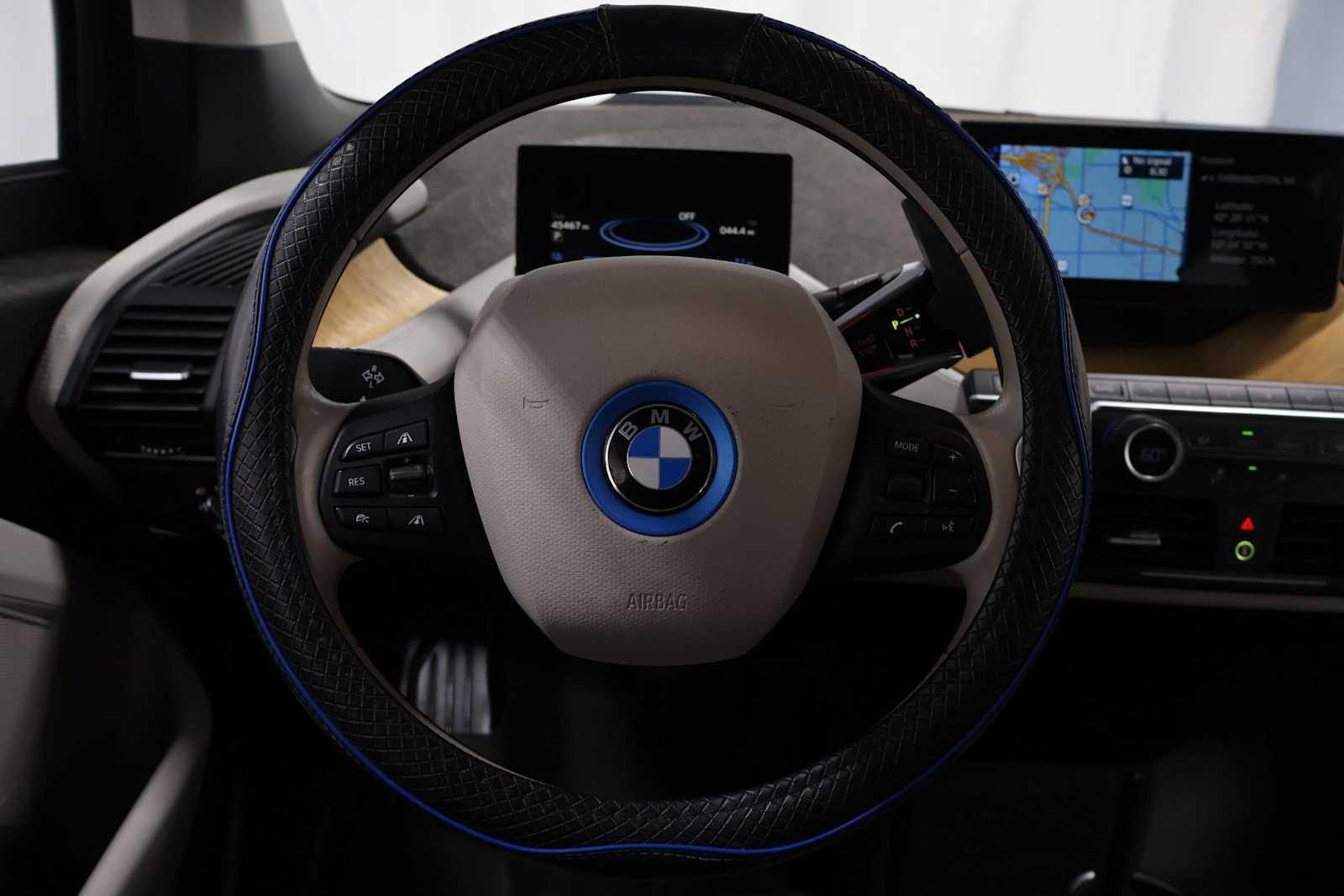 Thumbnail: 2014 BMW i3 - 21