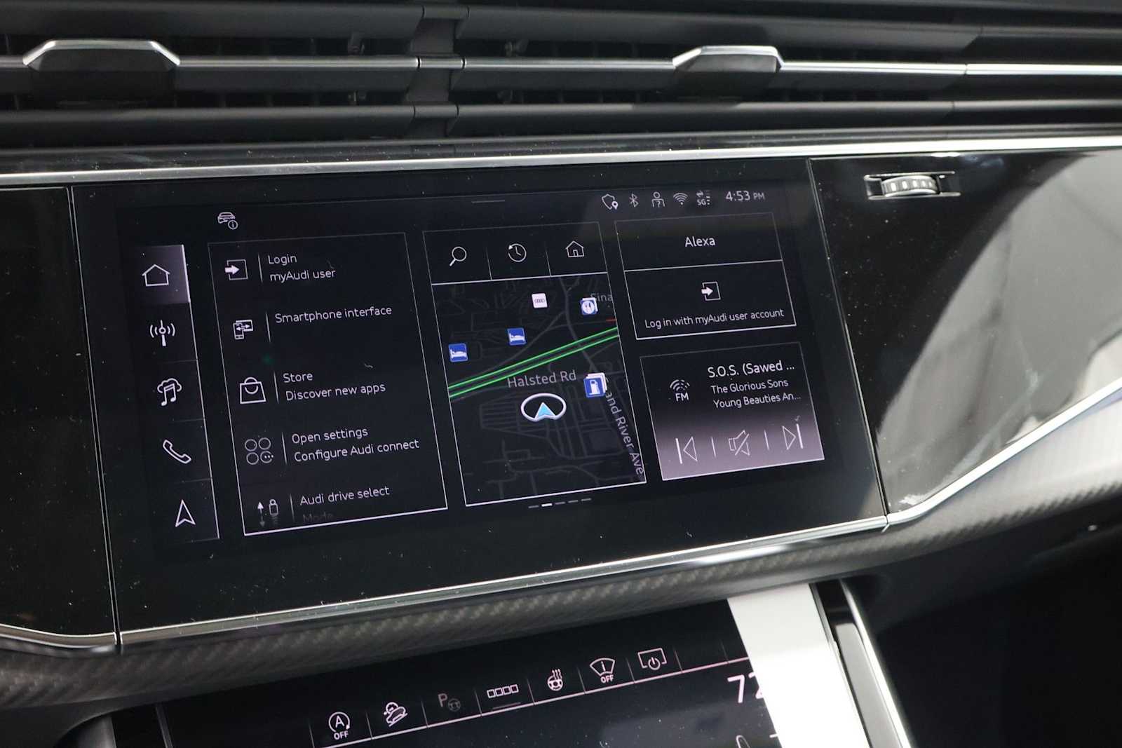 Thumbnail: 2026 Audi SQ8 - 30