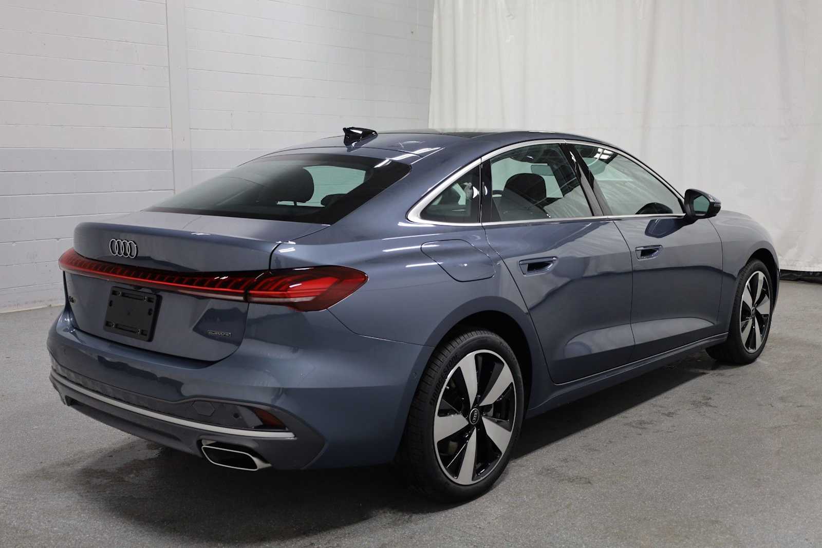 Thumbnail: 2025 Audi A5 - 9