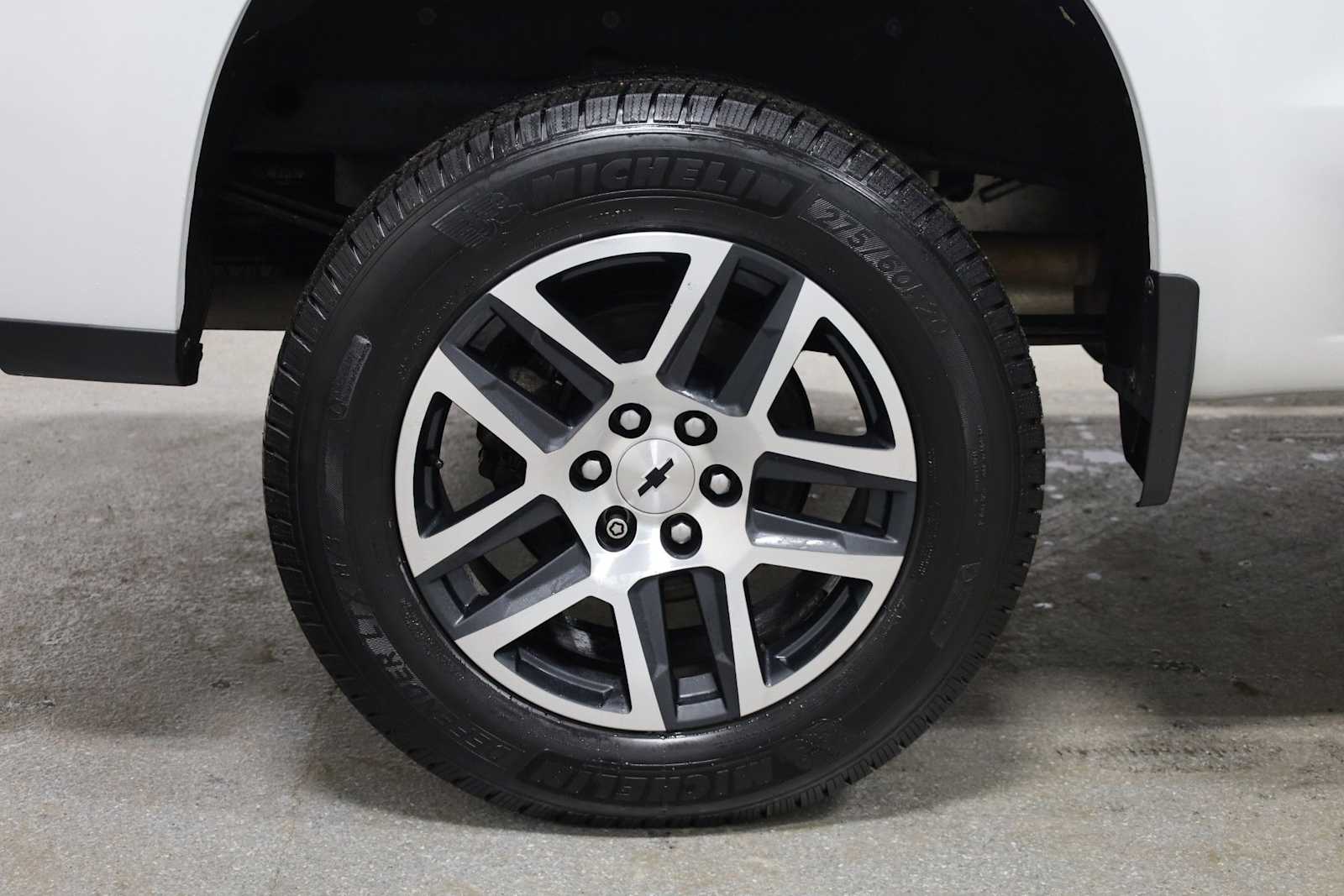 Thumbnail: 2019 Chevrolet Silverado 1500 - 34