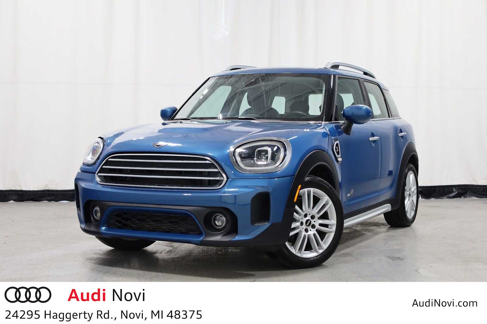Thumbnail: 2023 MINI Cooper Countryman - 1