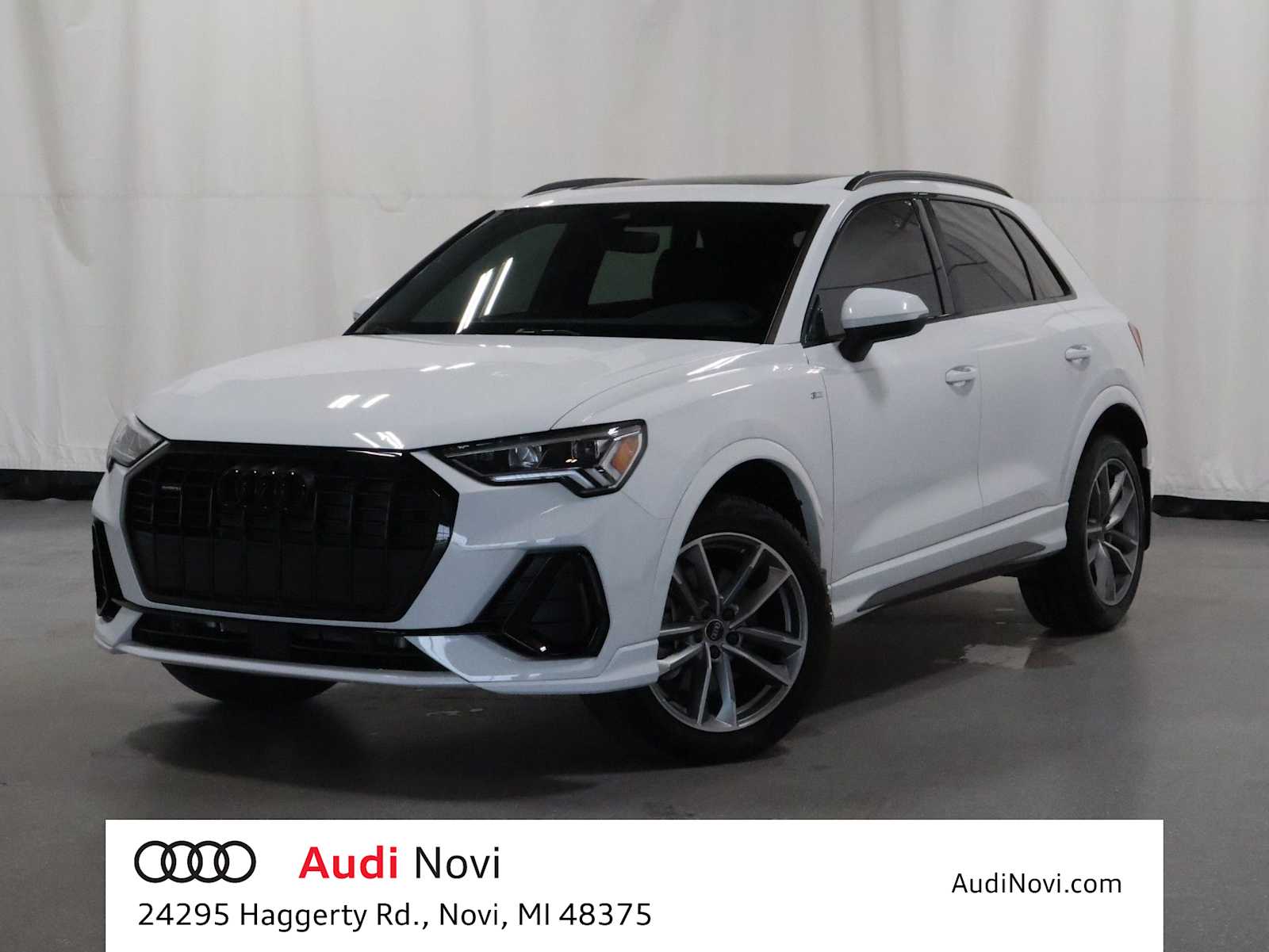 Thumbnail: 2024 Audi Q3 - 1