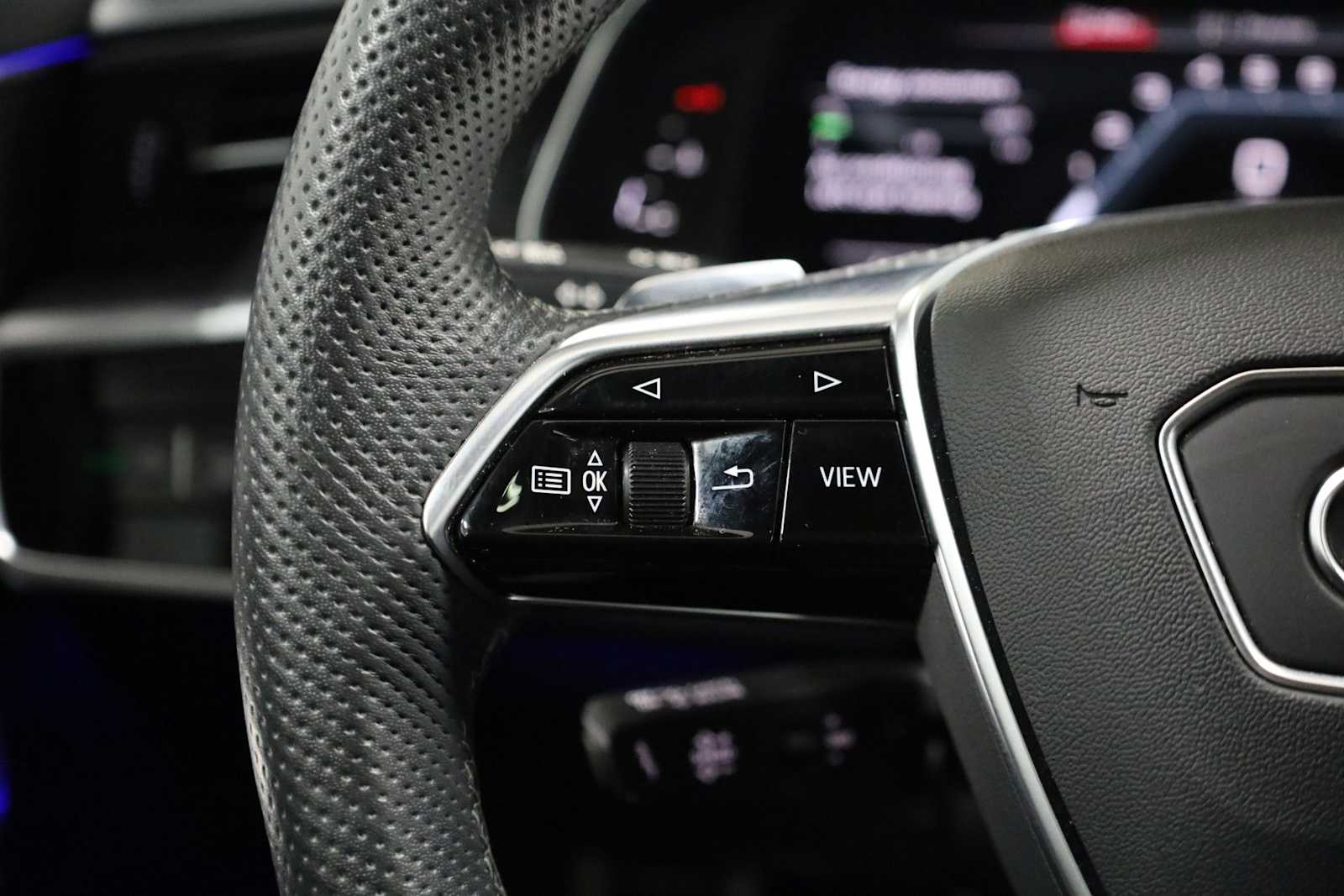 Thumbnail: 2023 Audi S7 - 25