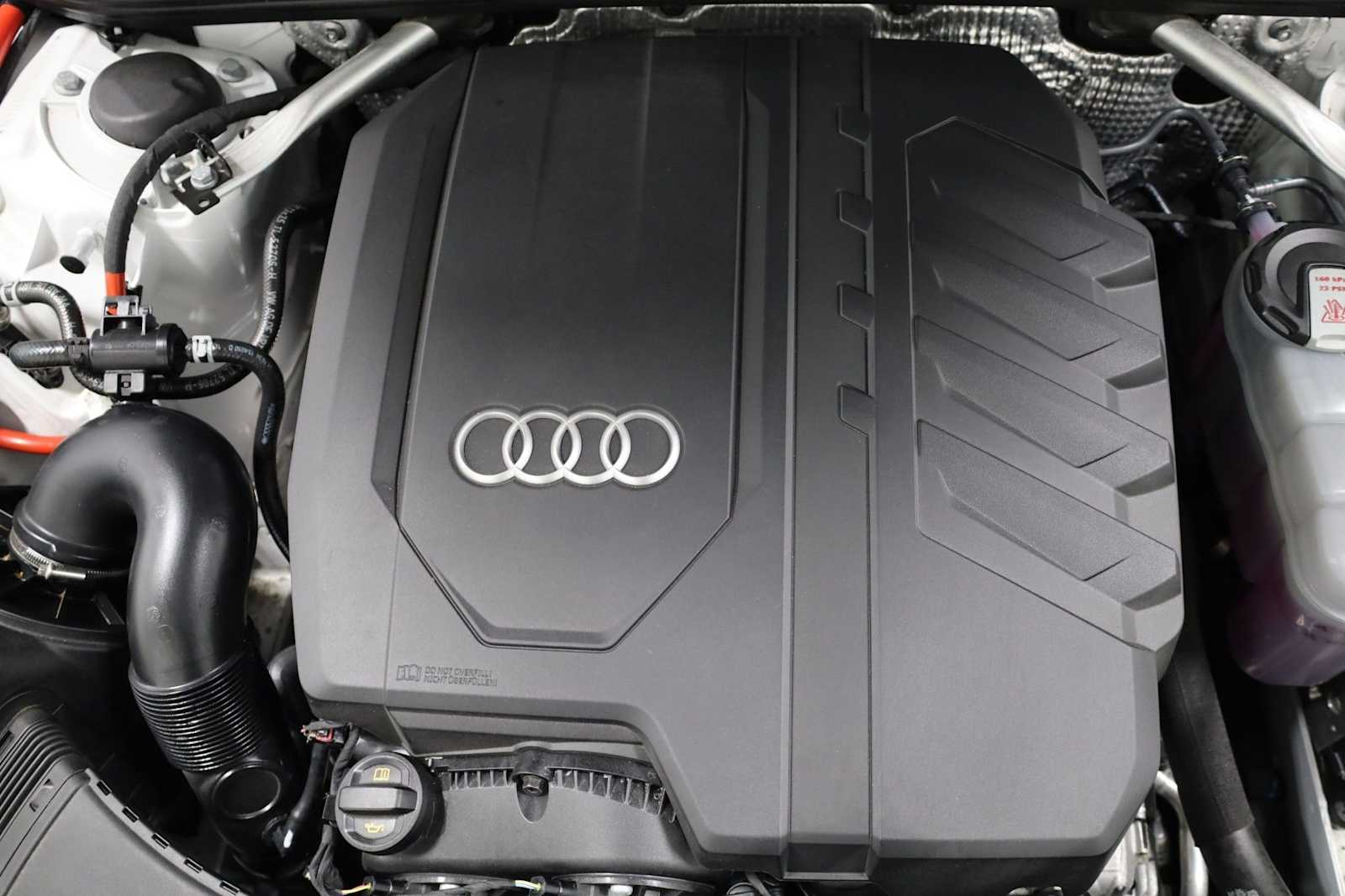 Thumbnail: 2025 Audi A6 - 40