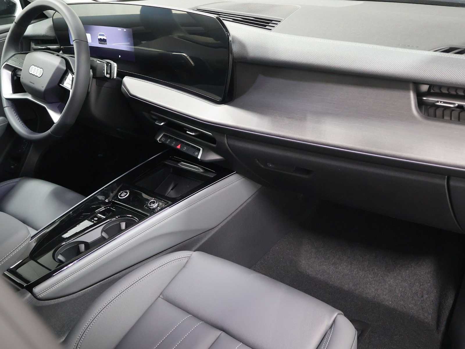 Thumbnail: 2026 Audi Q3 - 6