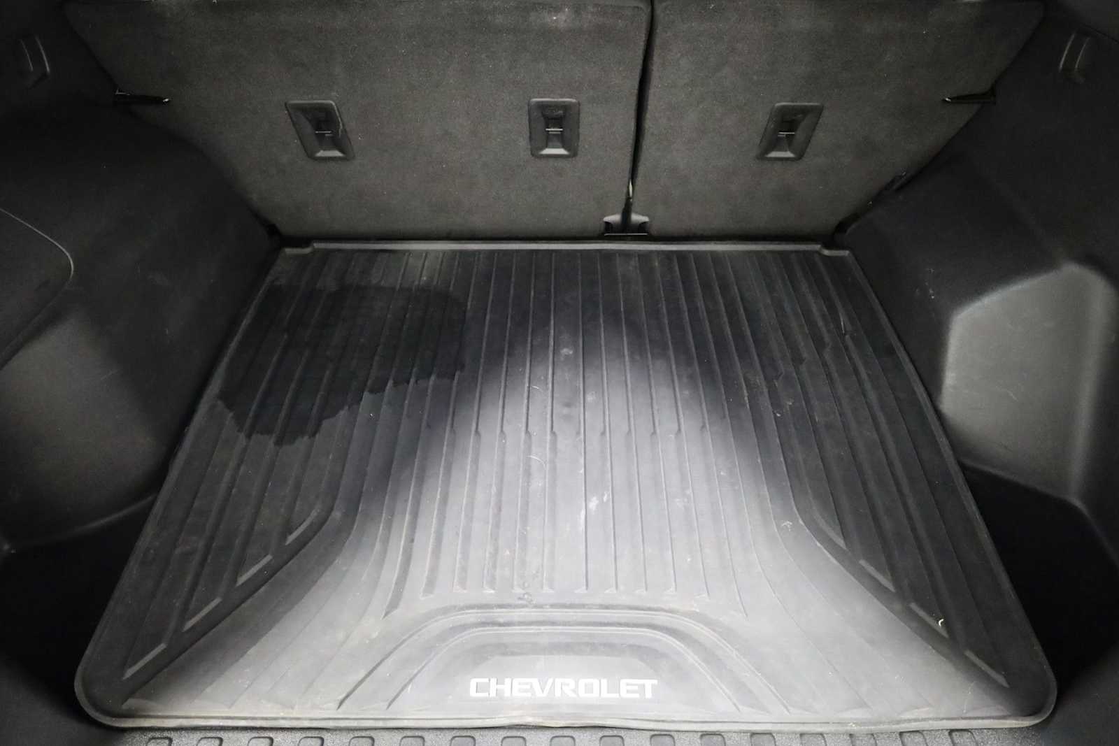 Thumbnail: 2020 Chevrolet Equinox - 37