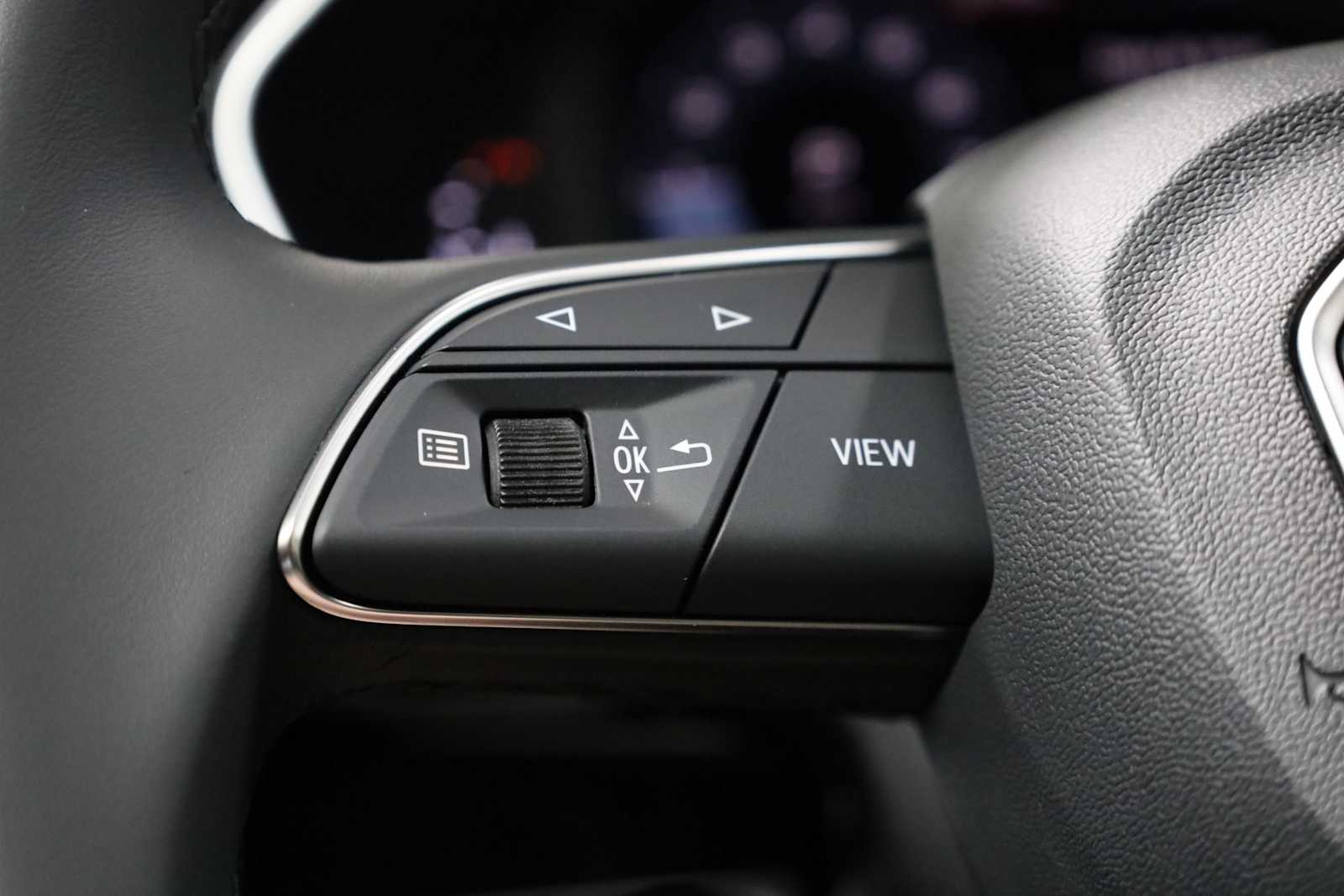 Thumbnail: 2025 Audi Q3 - 25