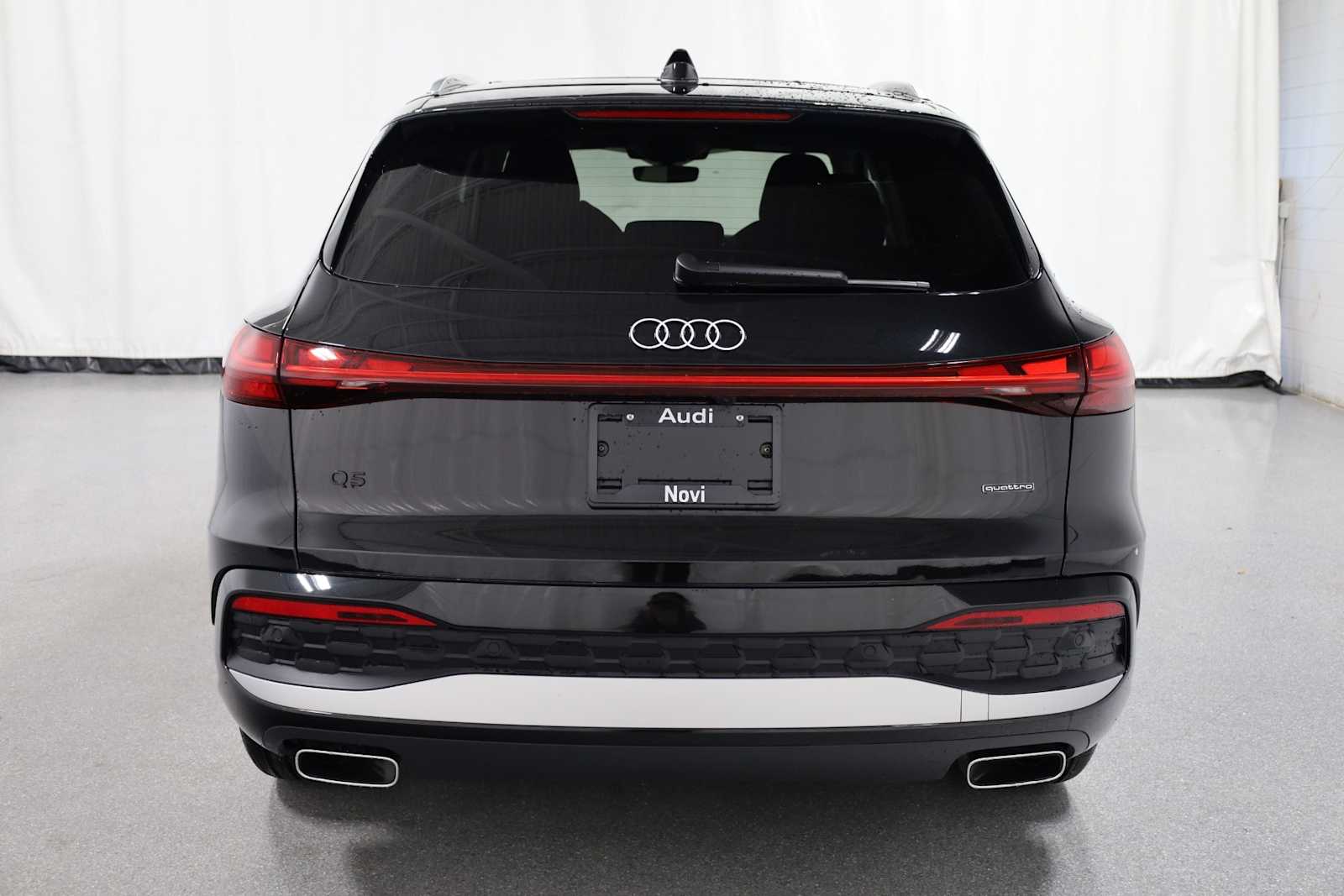 Thumbnail: 2025 Audi Q5 - 7