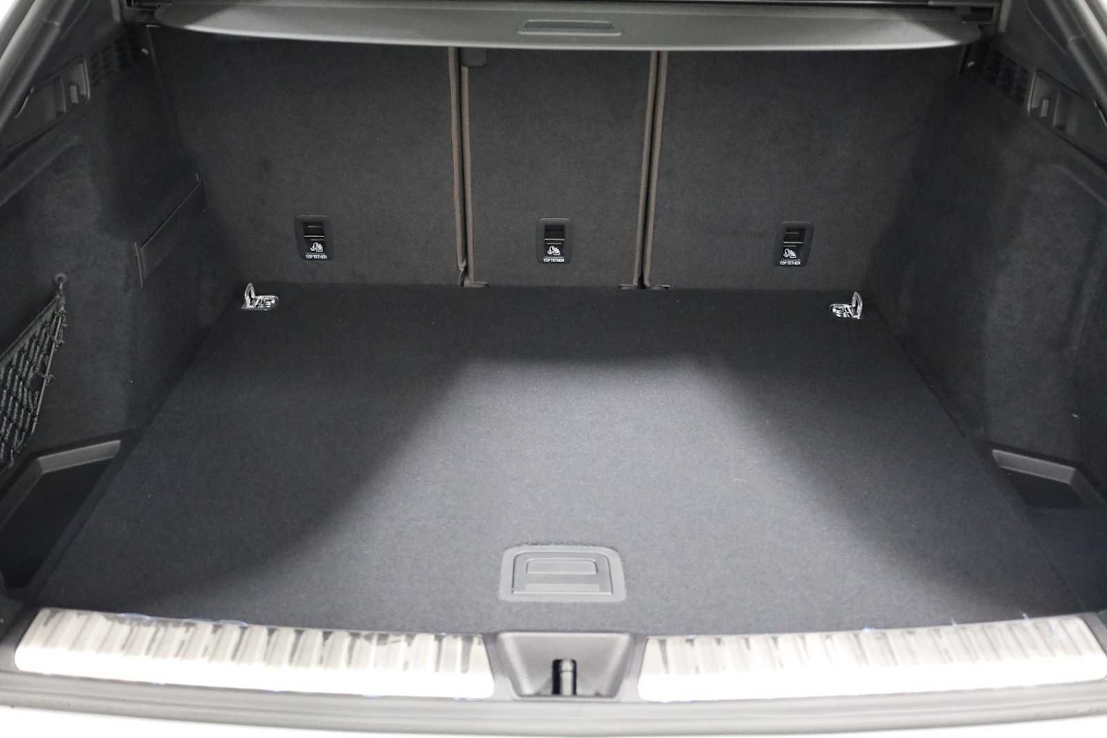 Thumbnail: 2025 Audi Q5 - 38