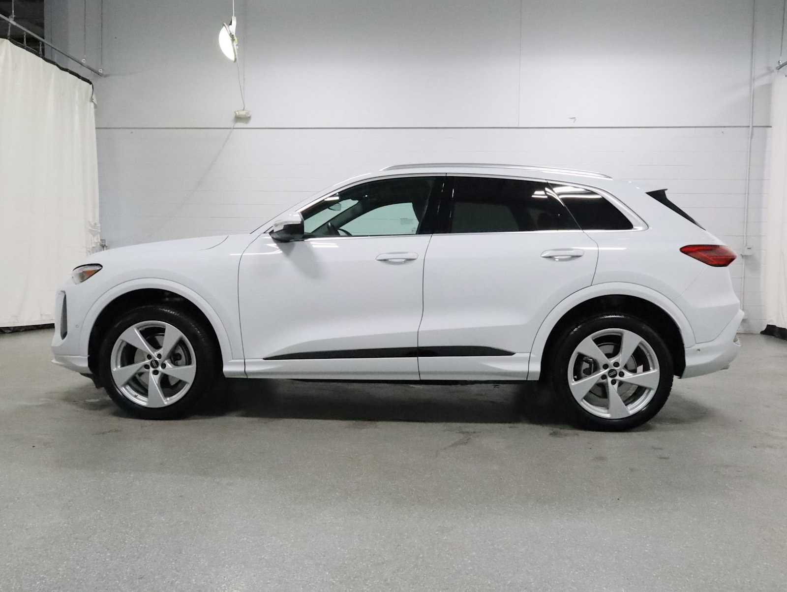 Used 2025 Audi Q5 2.0T Premium Plus SUV