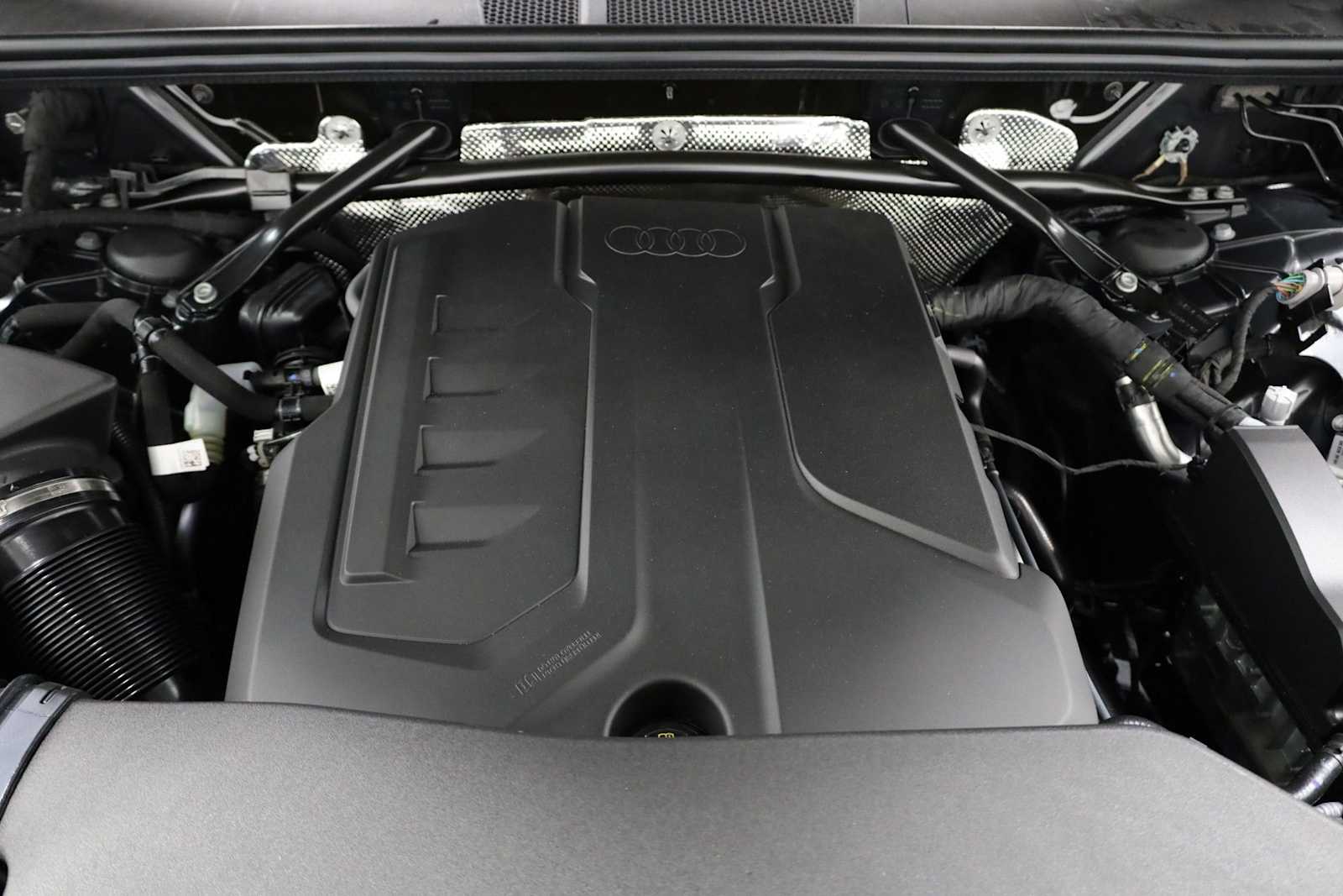 Thumbnail: 2025 Audi Q5 - 38