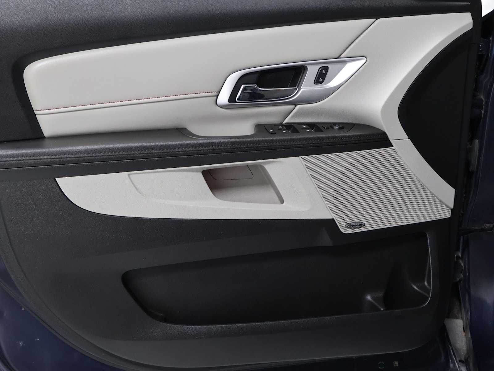 Thumbnail: 2016 GMC Terrain - 16