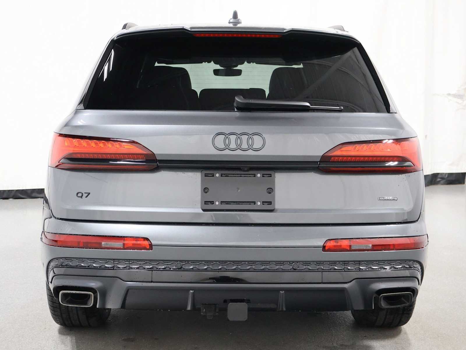Thumbnail: 2026 Audi Q7 - 7