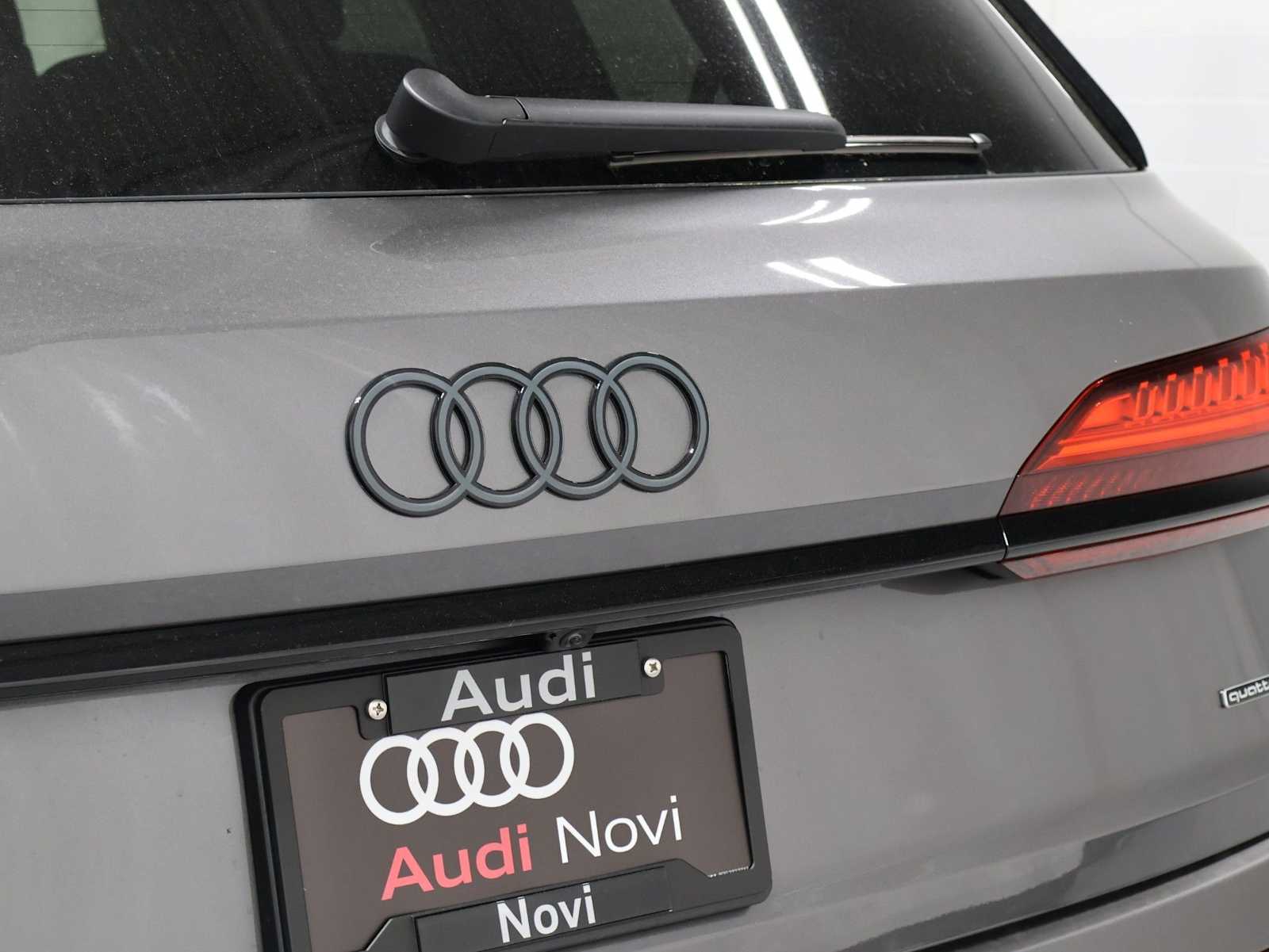 Thumbnail: 2026 Audi Q7 - 7