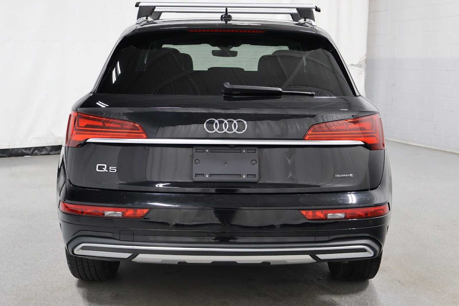 Thumbnail: 2023 Audi Q5 - 7