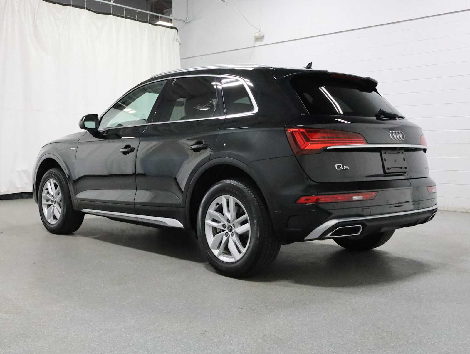 Used 2024 Audi Q5 45 S line Premium SUV