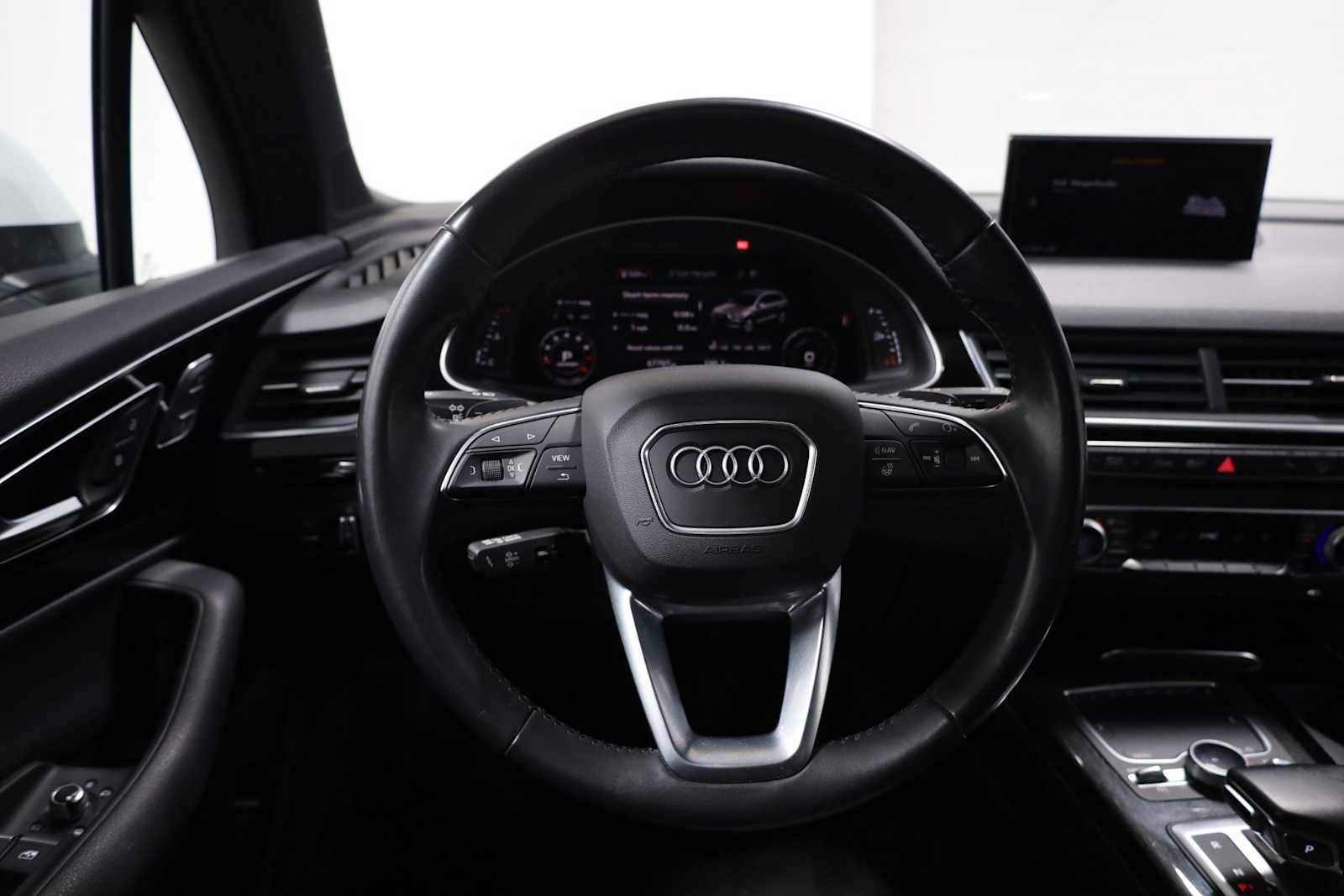 Thumbnail: 2018 Audi Q7 - 23