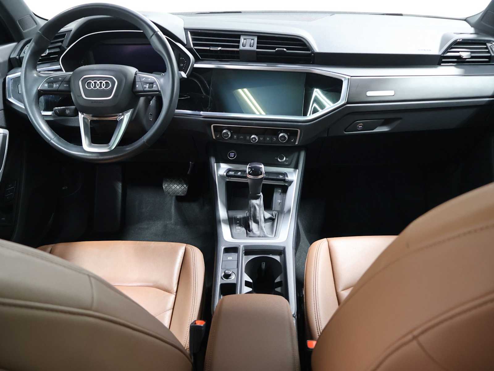 Thumbnail: 2023 Audi Q3 - 22