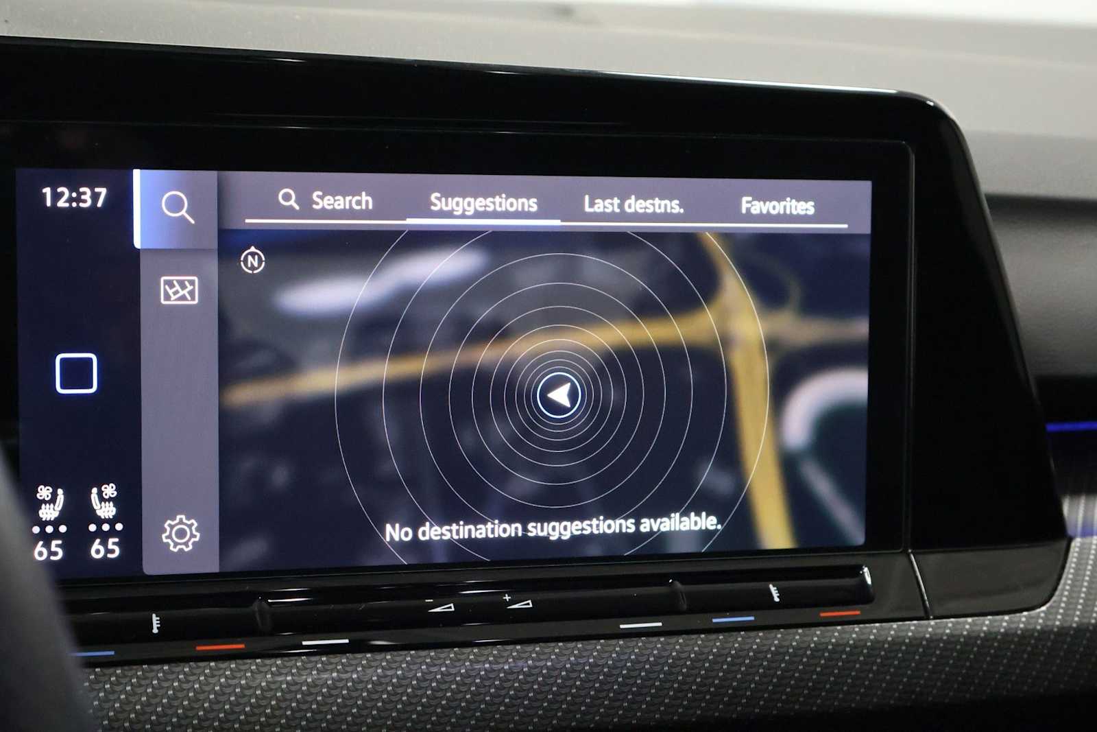 Thumbnail: 2023 Volkswagen Golf - 30