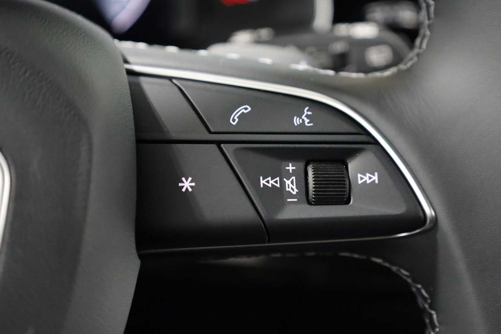 Thumbnail: 2026 Audi Q7 - 26