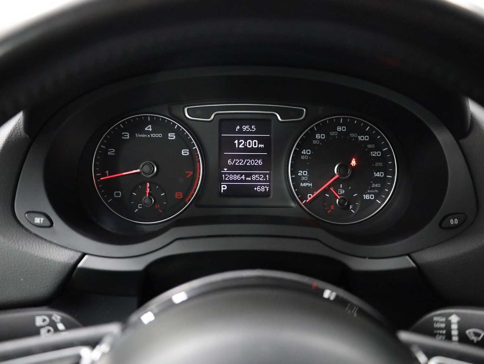 Thumbnail: 2015 Audi Q3 - 22