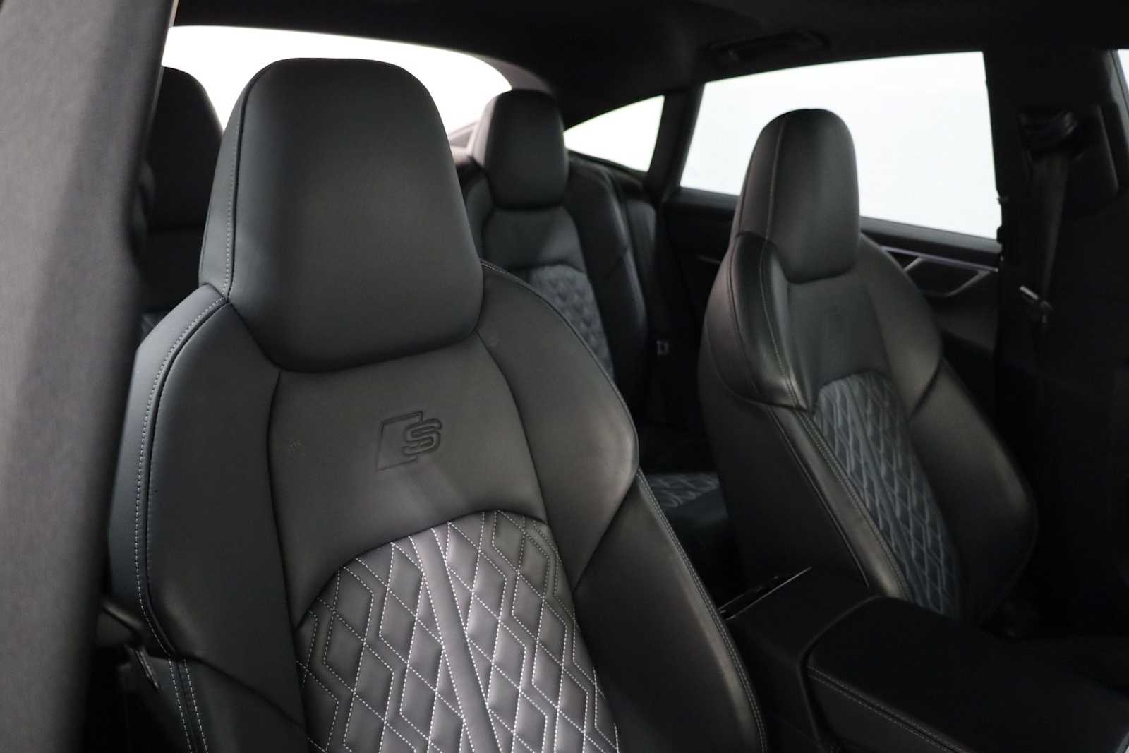 Thumbnail: 2023 Audi S7 - 21