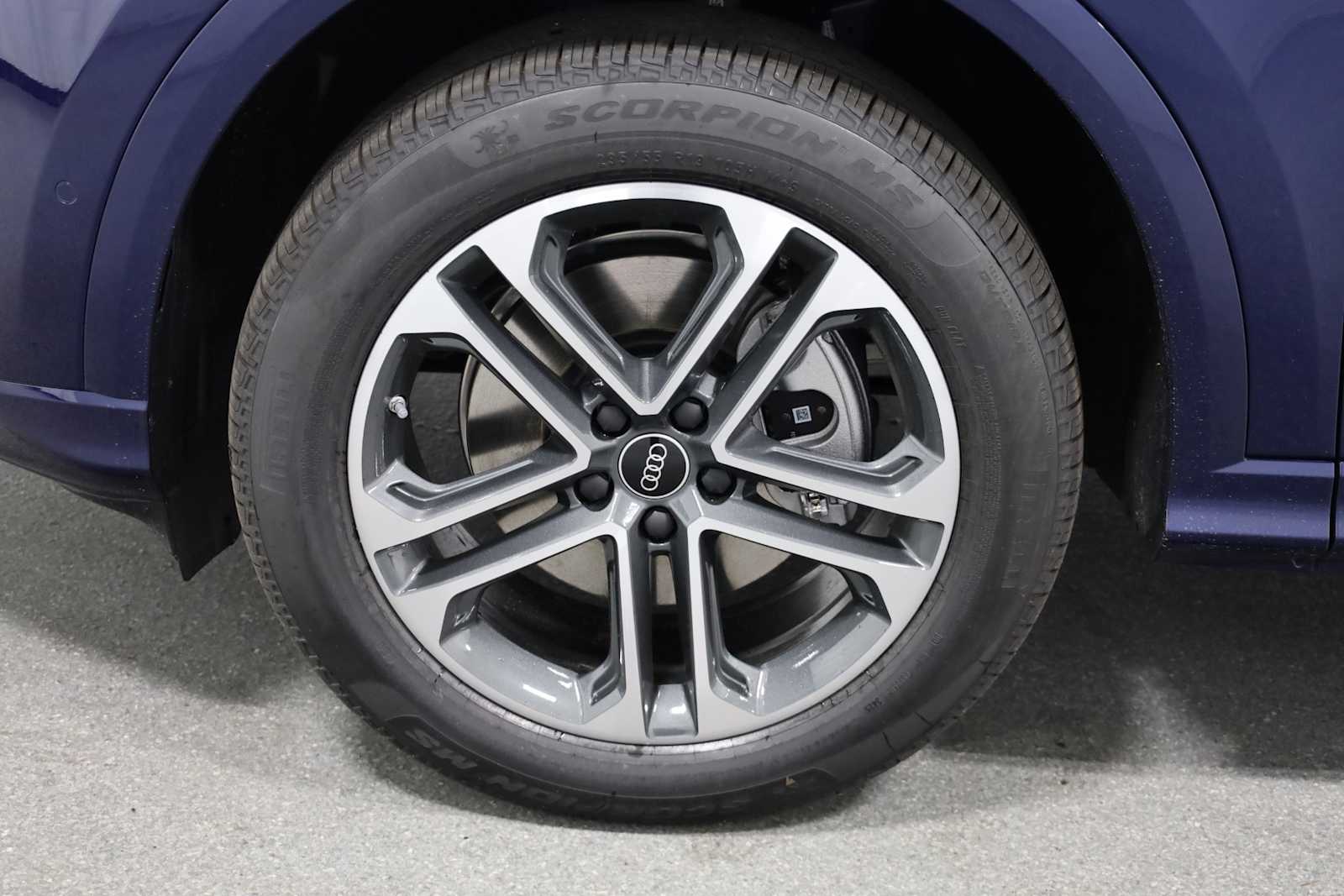 Thumbnail: 2025 Audi Q5 - 37