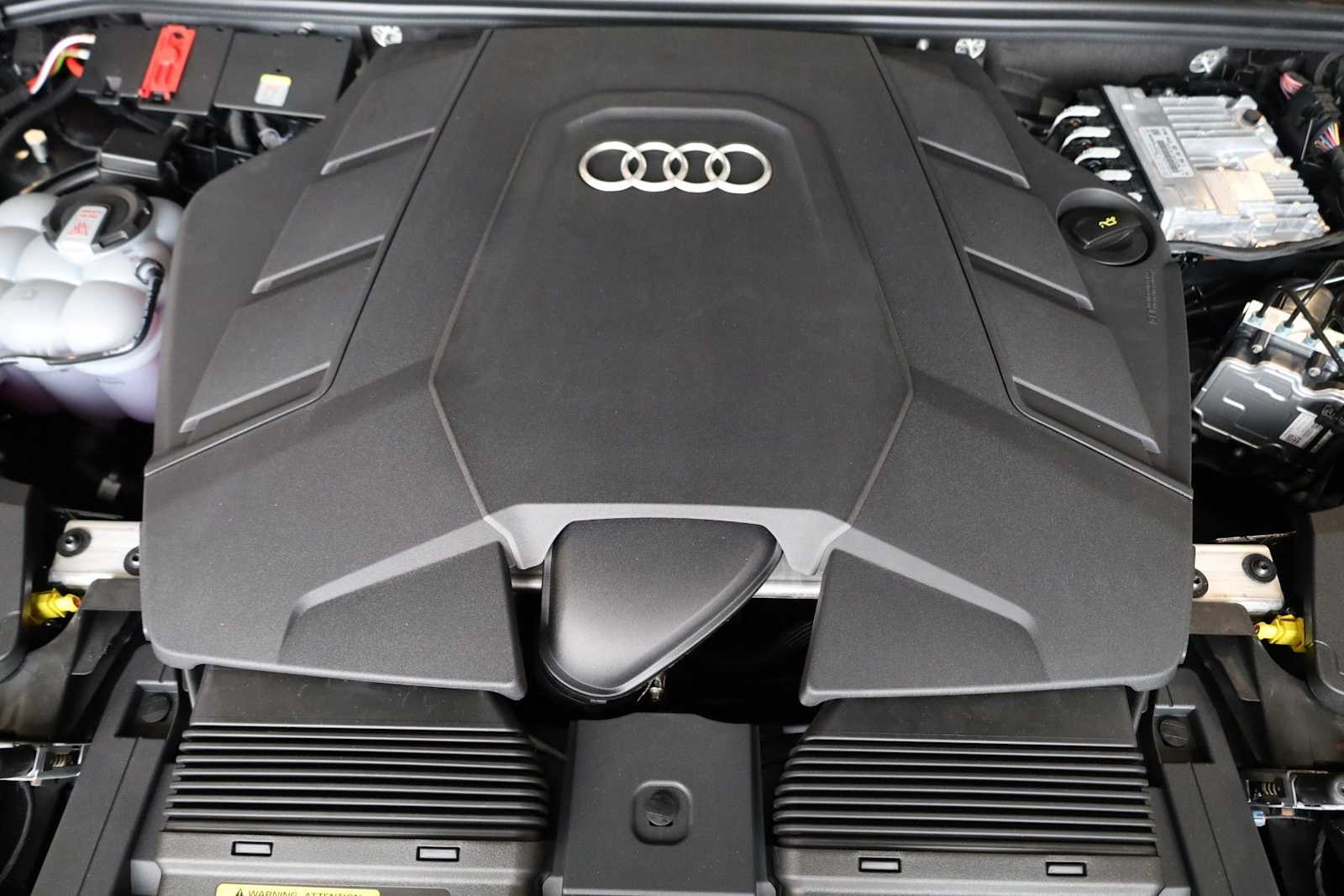 Thumbnail: 2026 Audi Q8 - 39