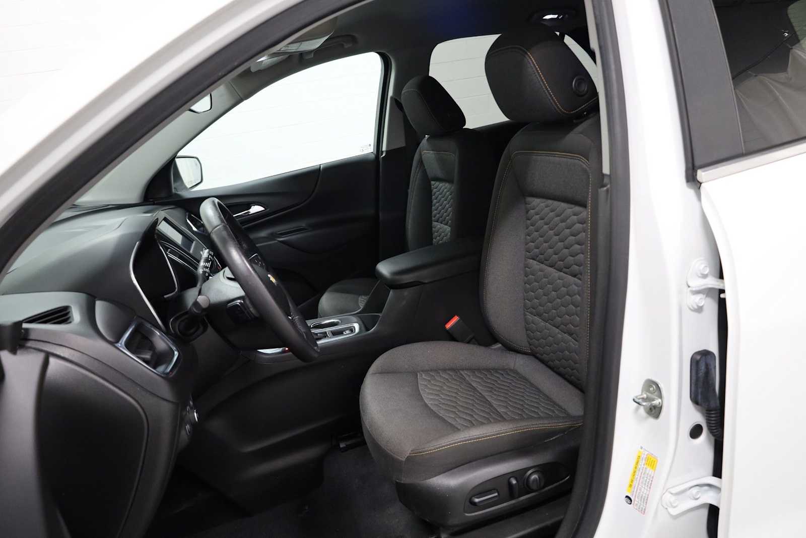 Thumbnail: 2021 Chevrolet Equinox - 5