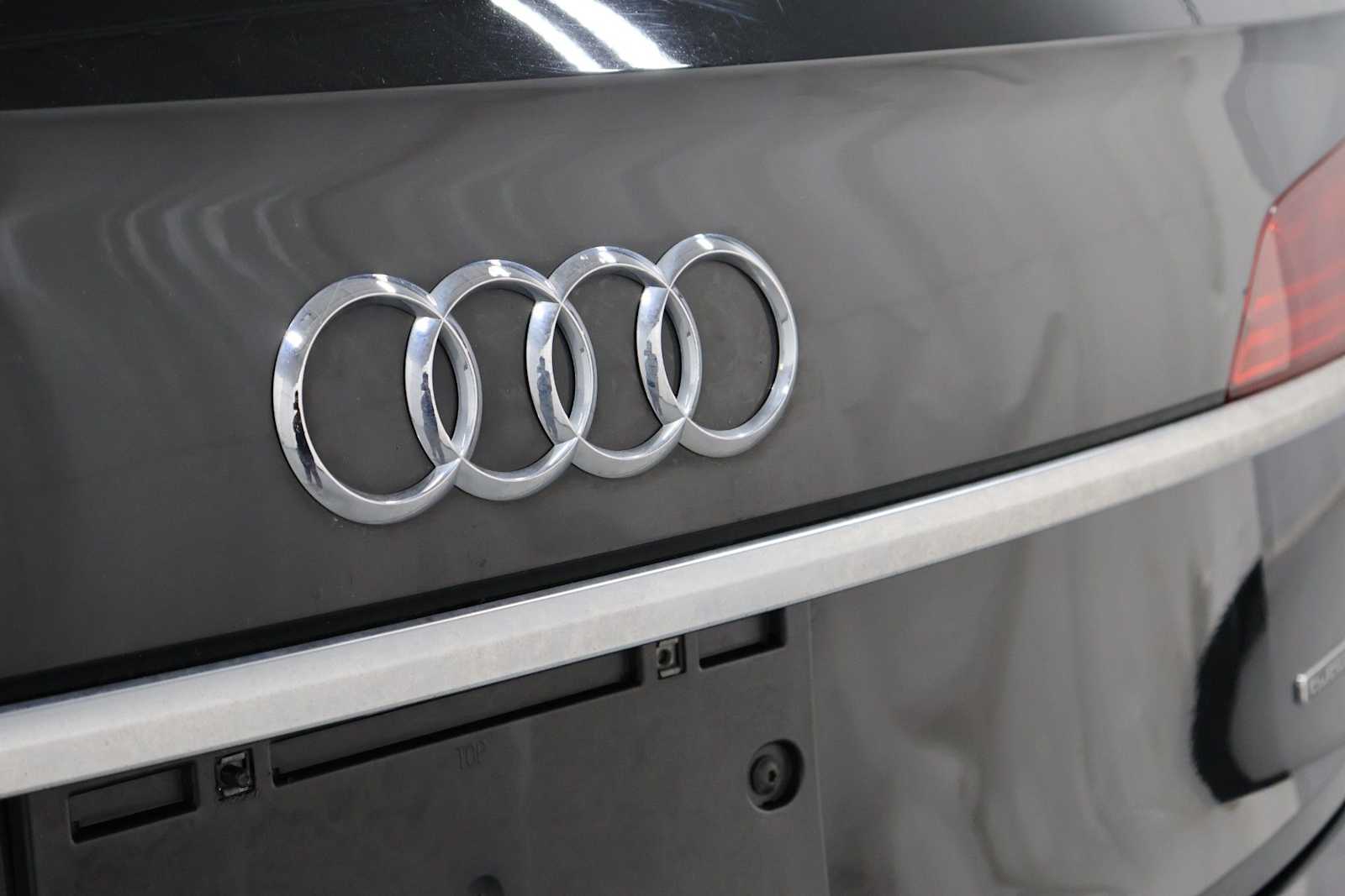 Thumbnail: 2023 Audi Q5 - 8